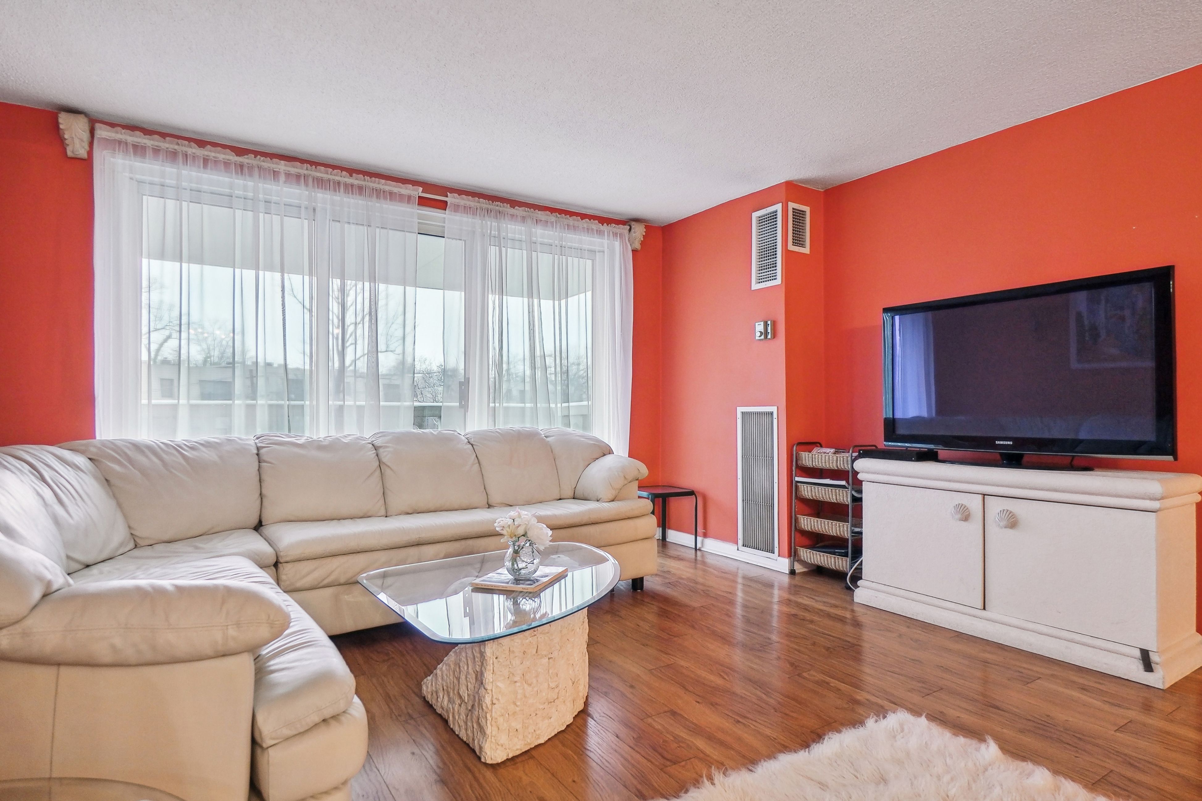555 North Avenue 3J 