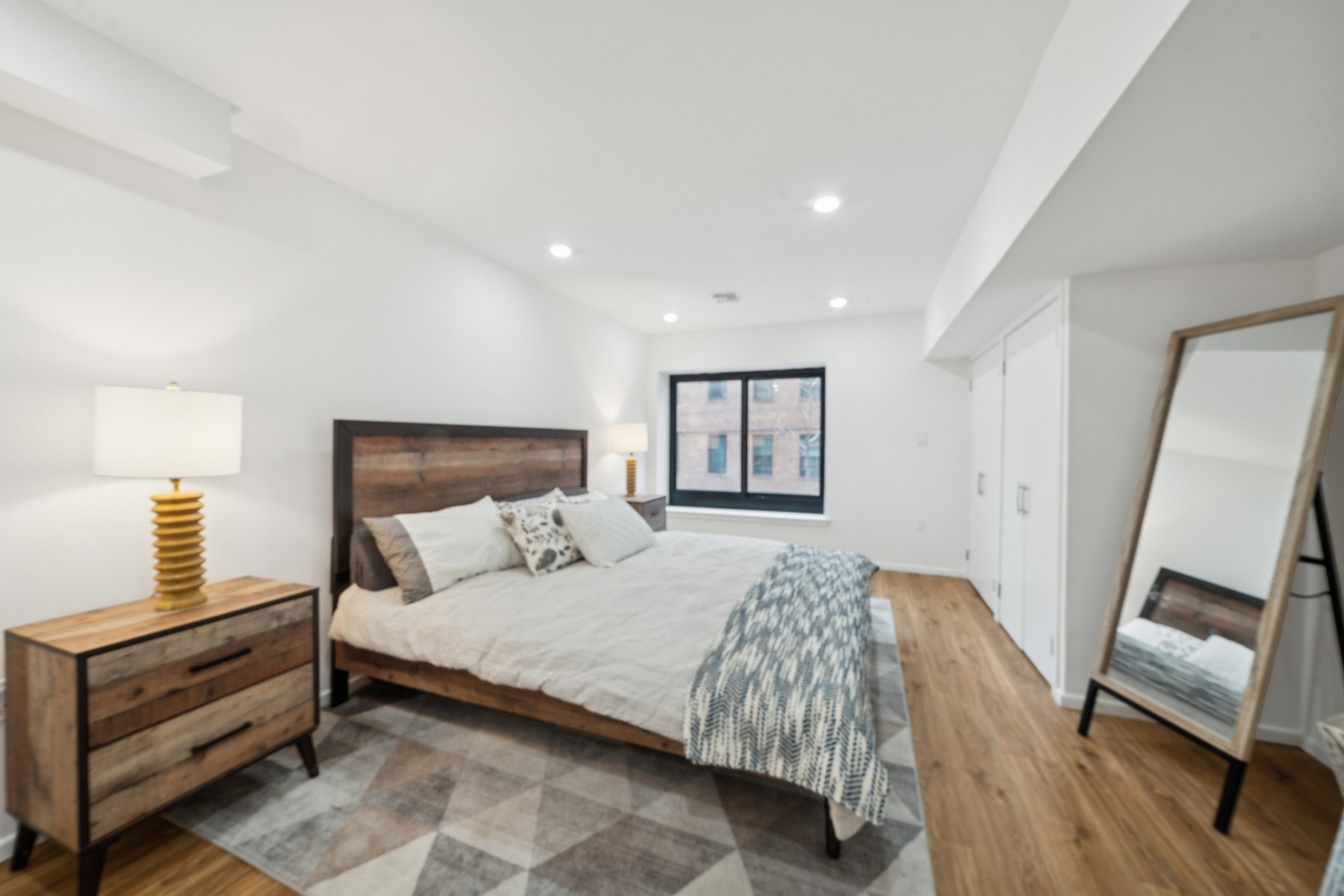 518 Gregory Ave Unit# A220