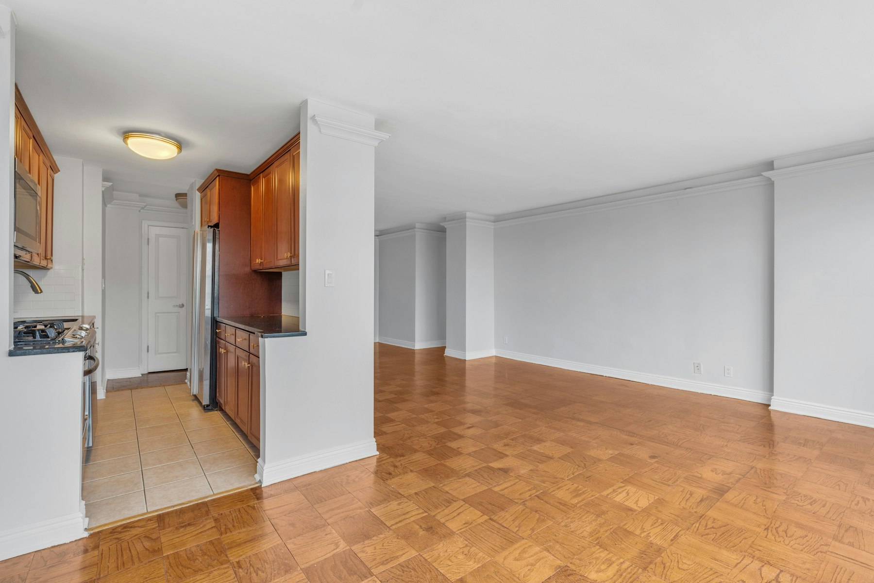 500 Central Ave Unit# 412