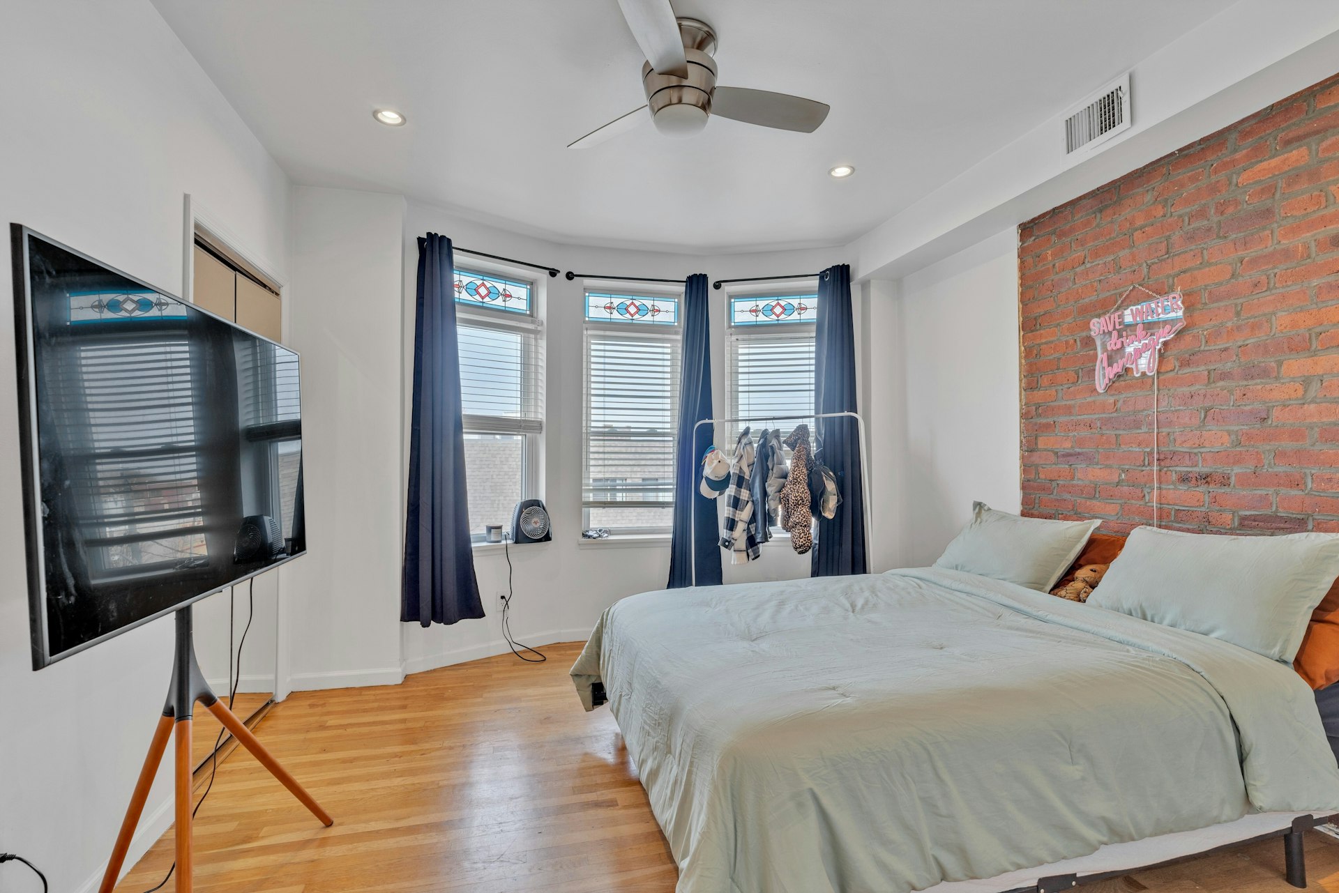 310 Palisade Avenue 301