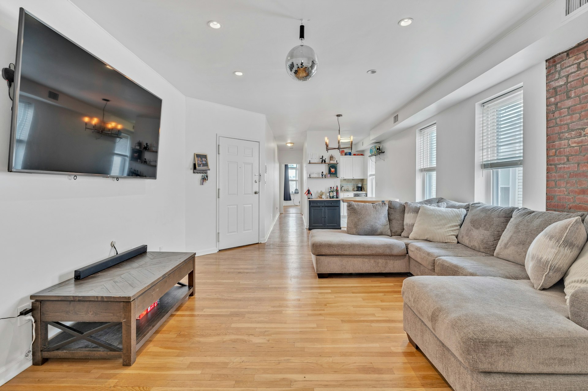 310 Palisade Avenue 301