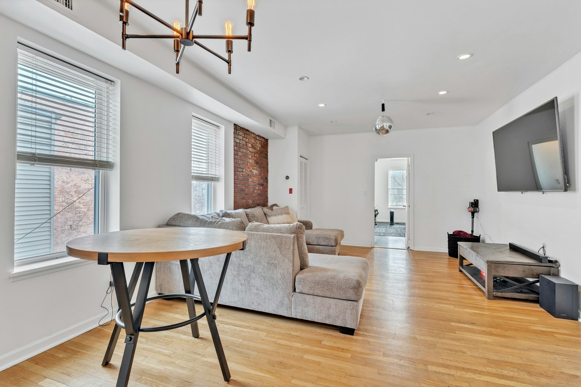 310 Palisade Avenue 301