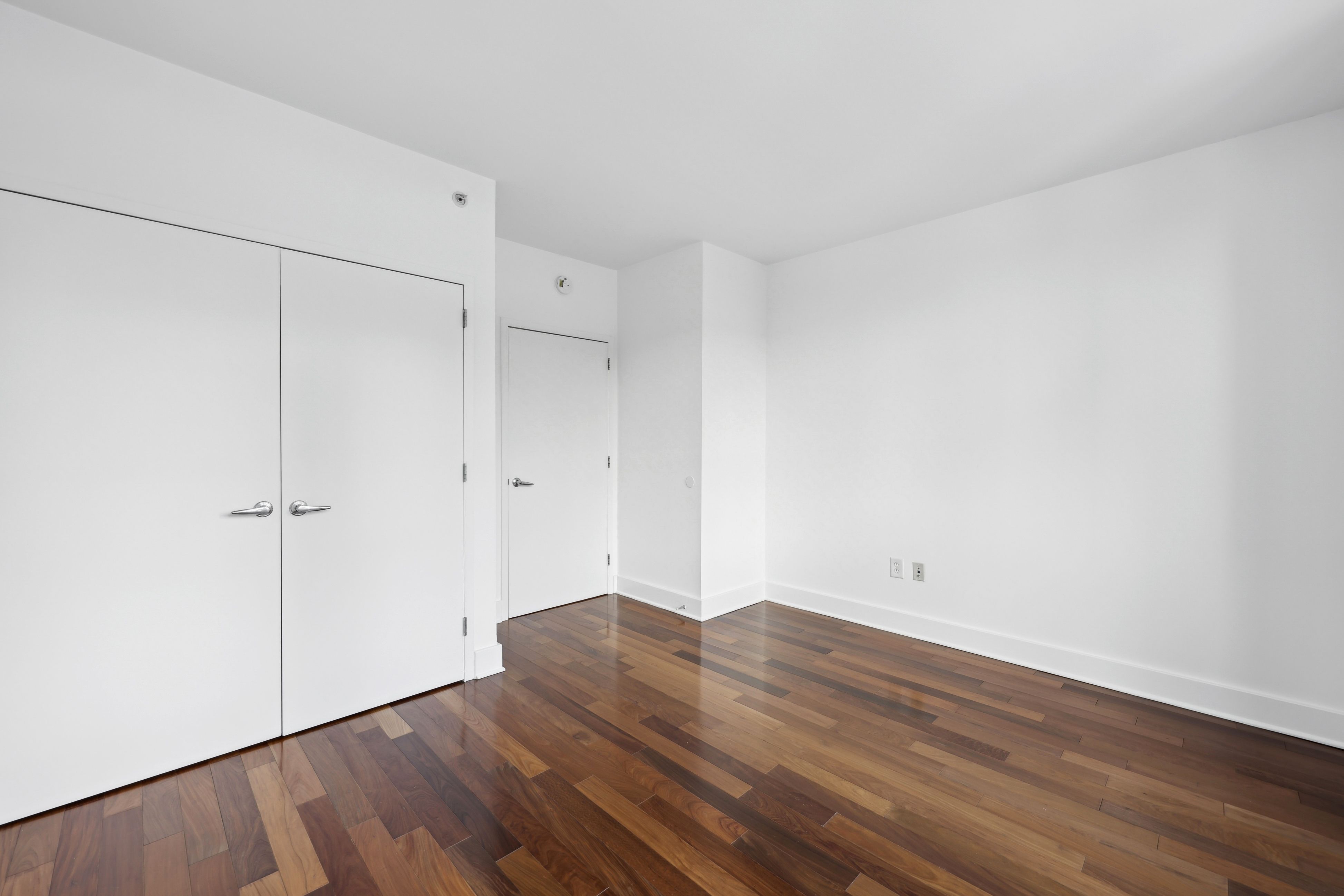 88 Morgan Street, #909 