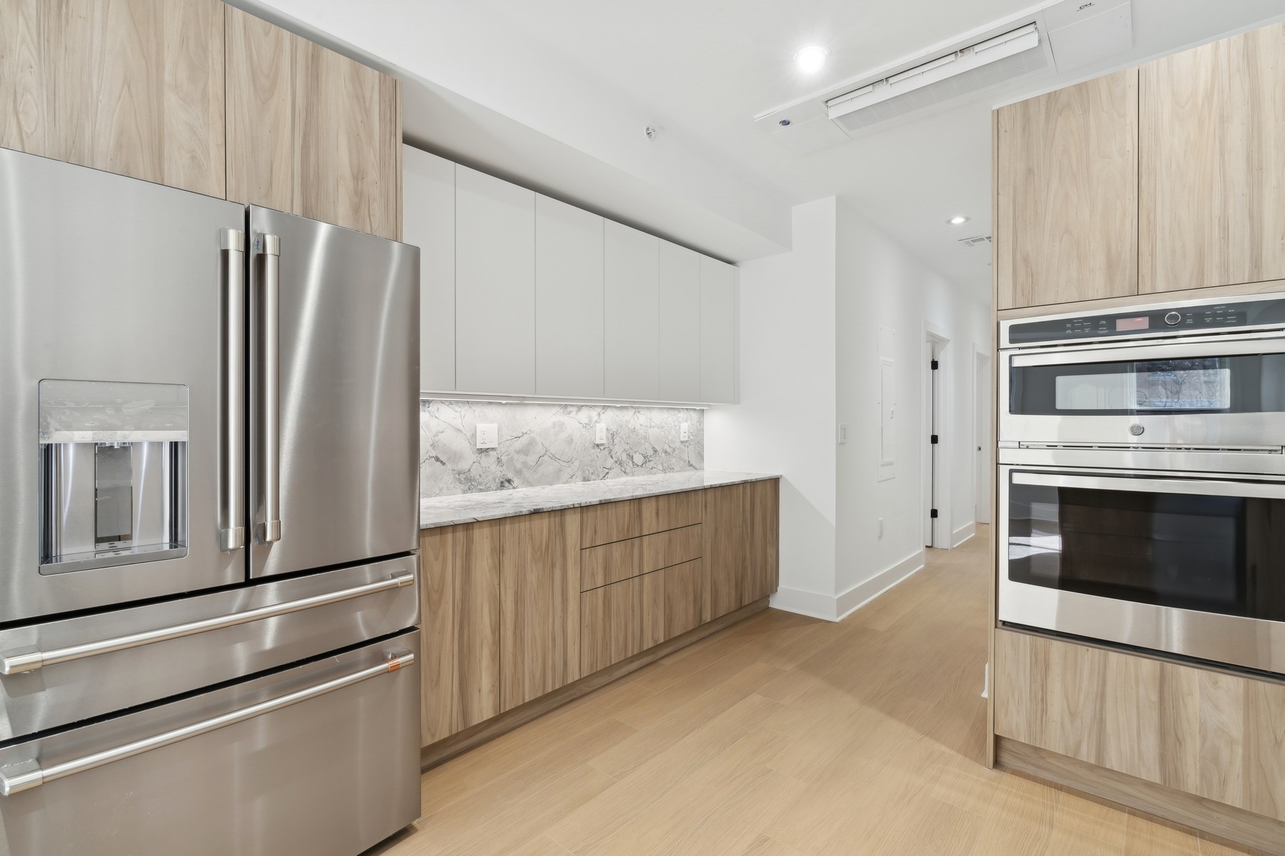 230 Bay Street Unit 3