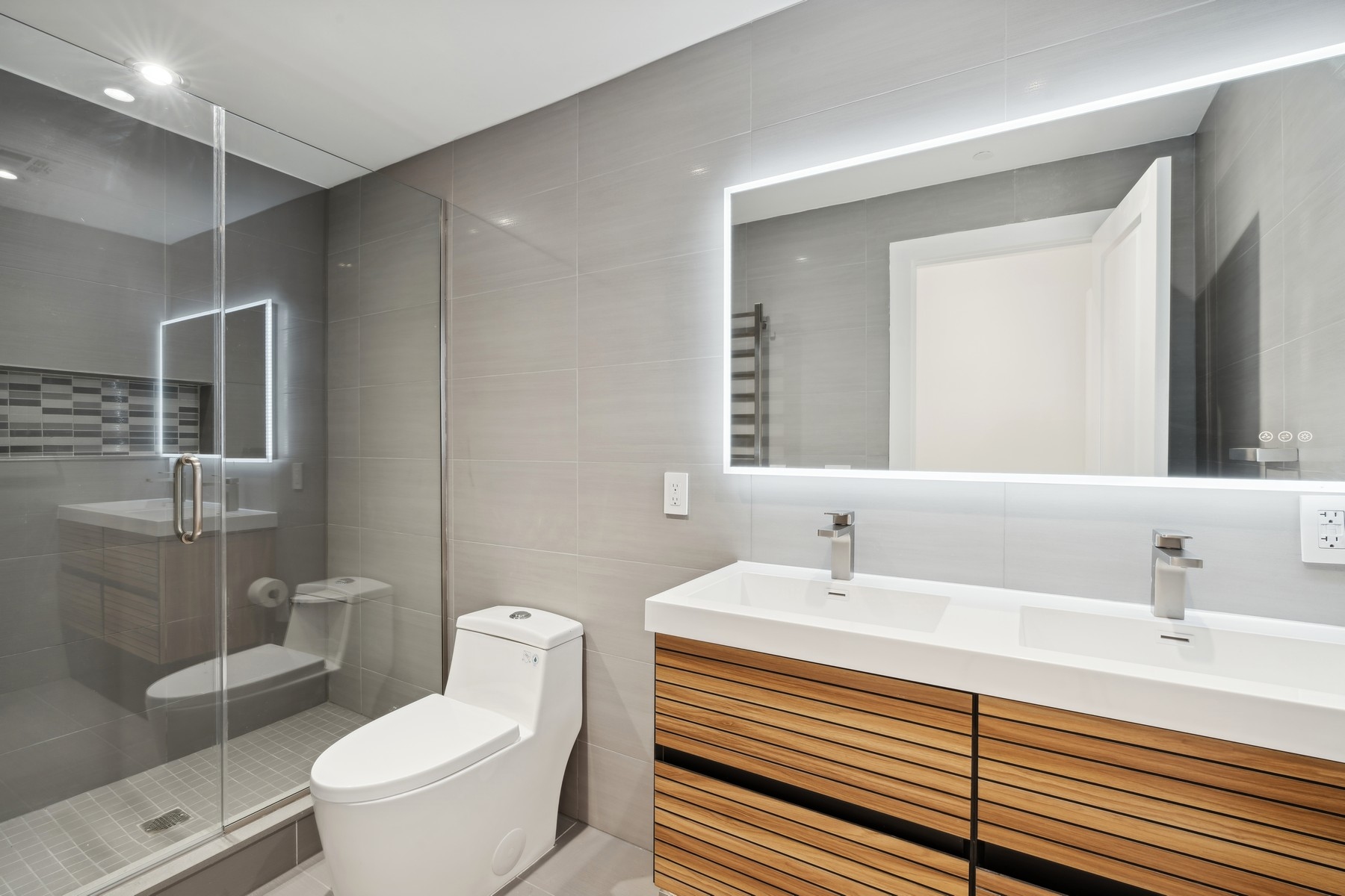 230 Bay Street Unit 3