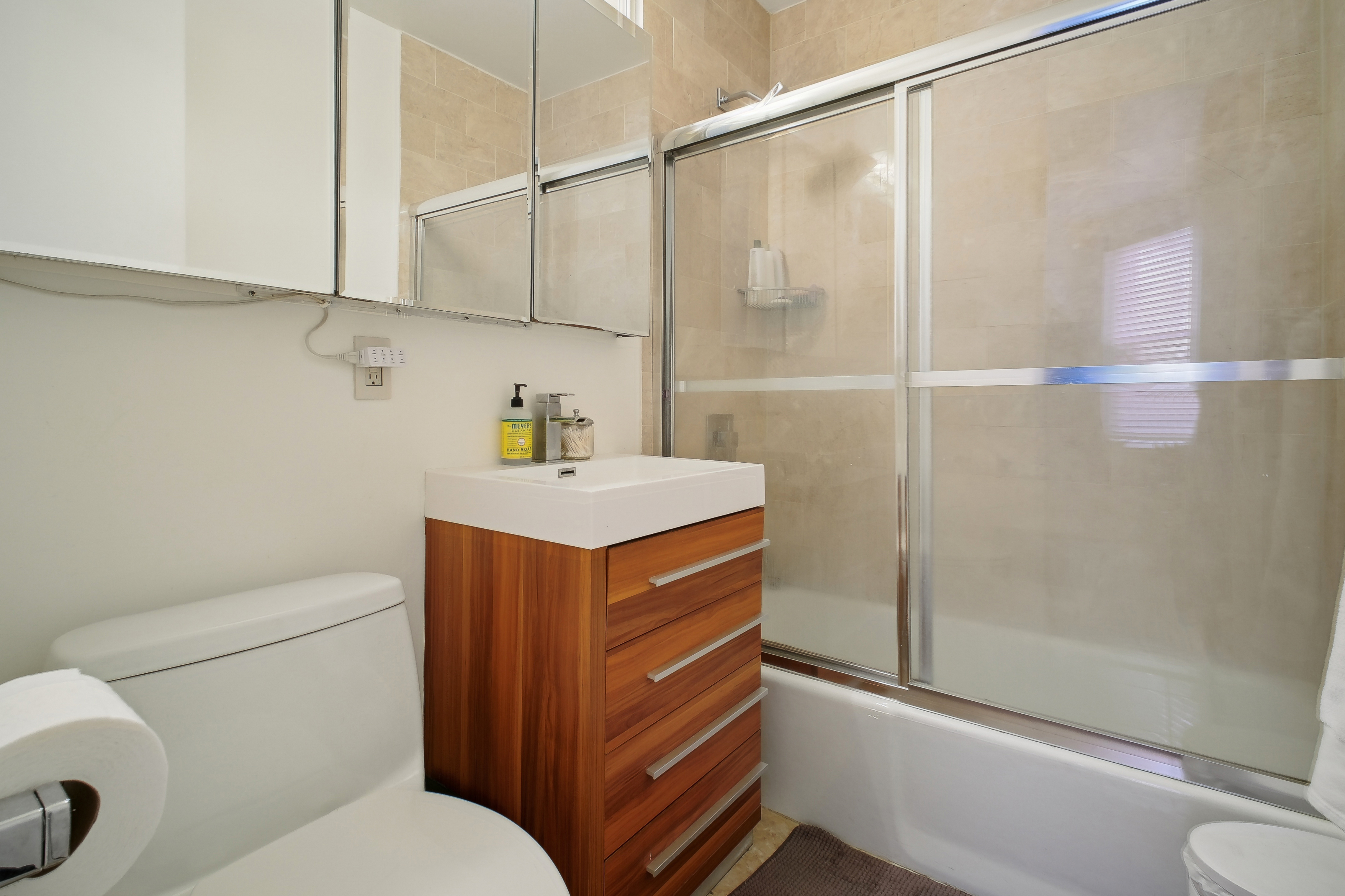 48-50 West Hamilton Place, unit 4 