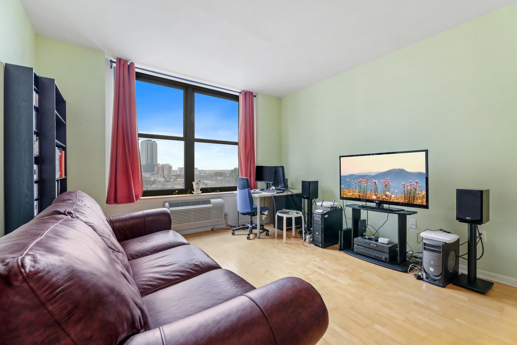 102 Christopher Columbus Dr Unit# 1003