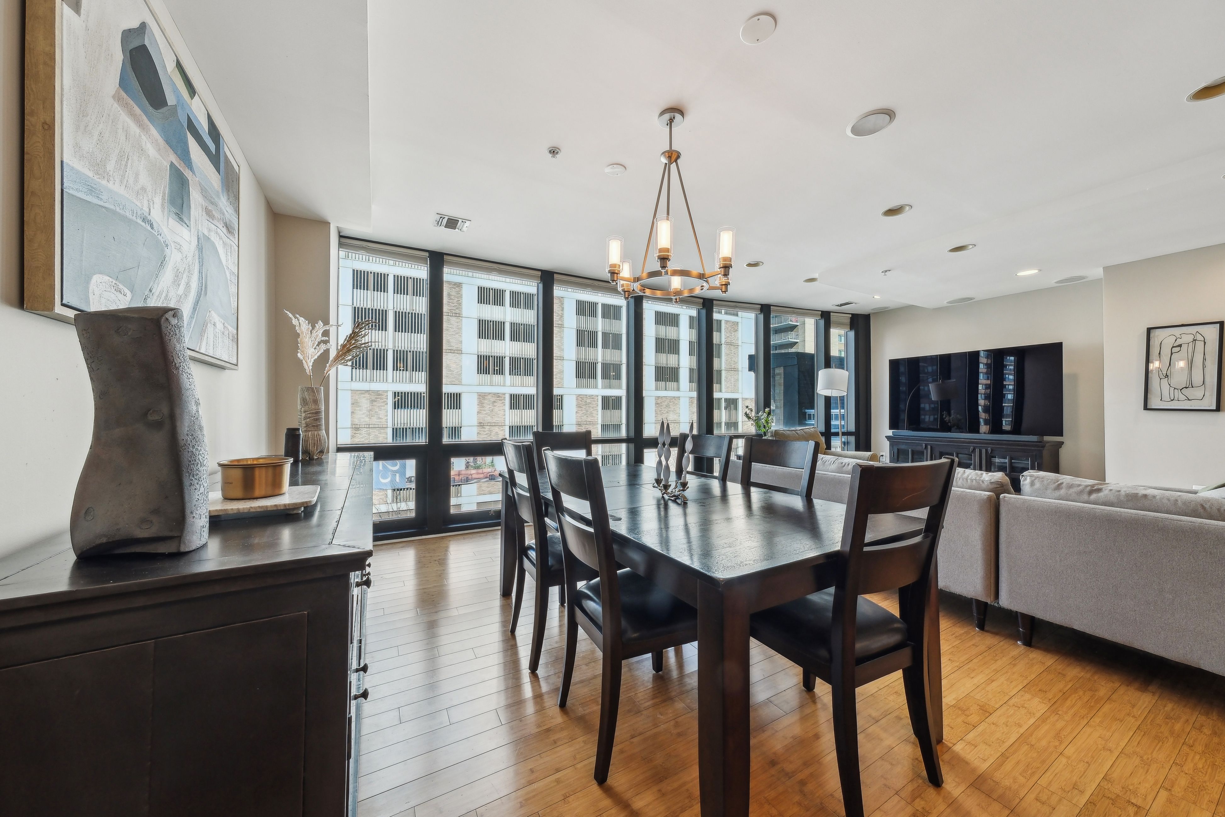 99 Montgomery Street Unit #5B