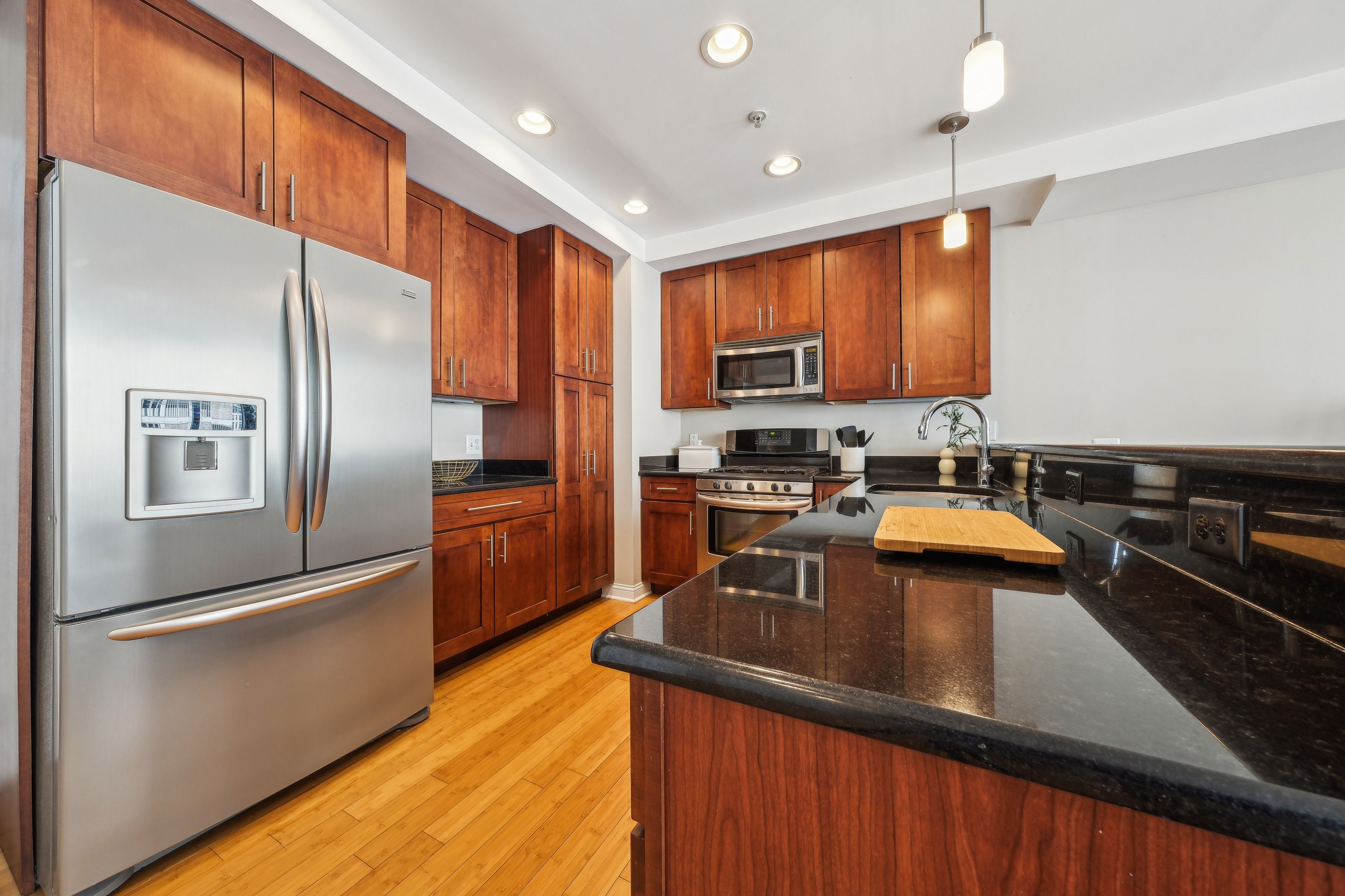 99 Montgomery Street Unit #5B