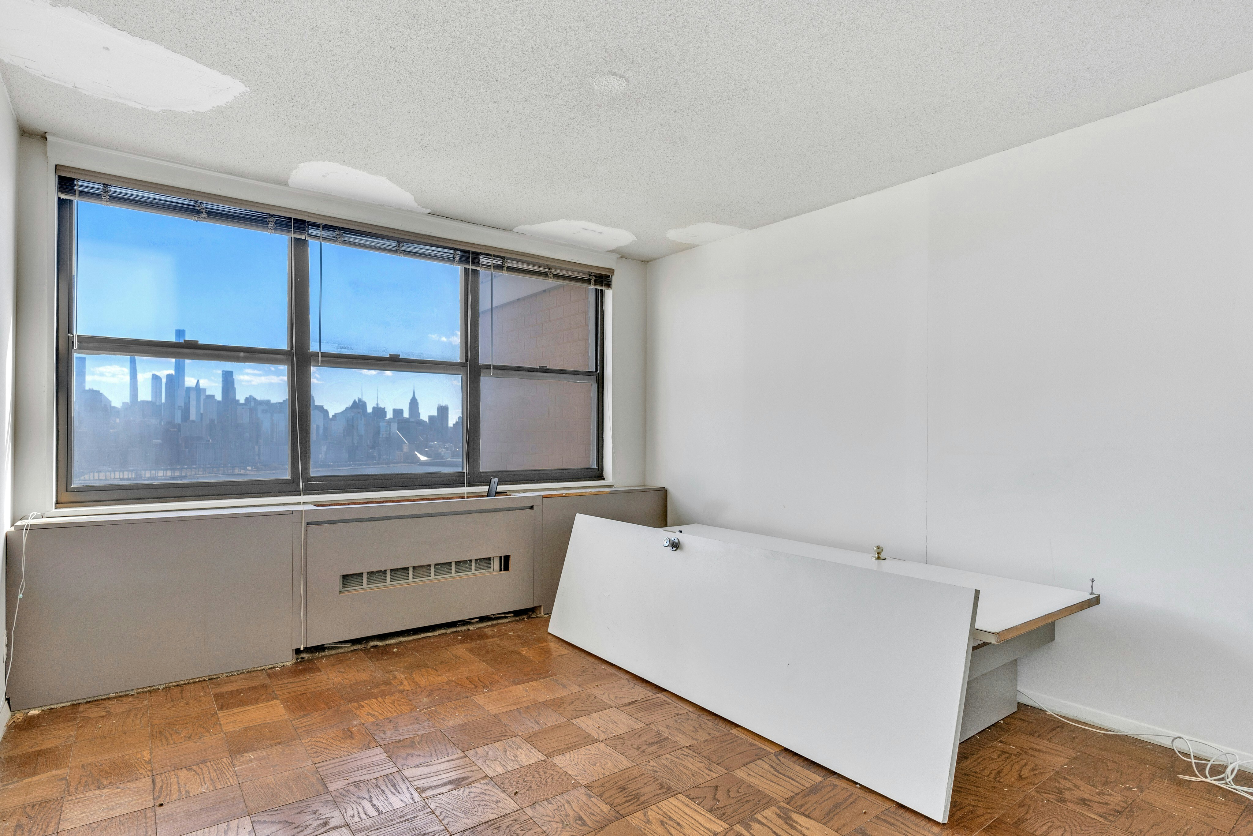 7004 JFK Boulevard East 33D