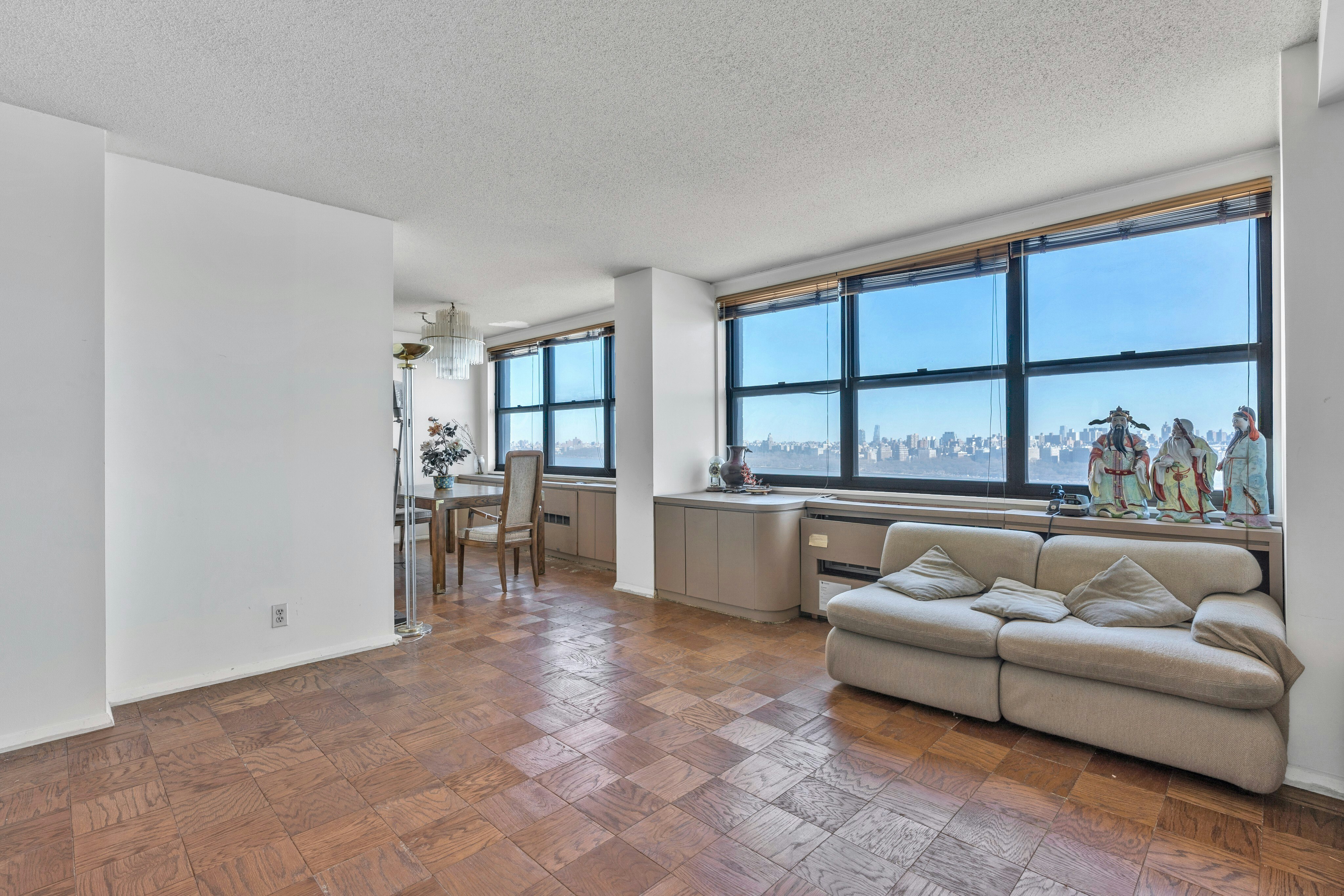 7004 JFK Boulevard East 33D