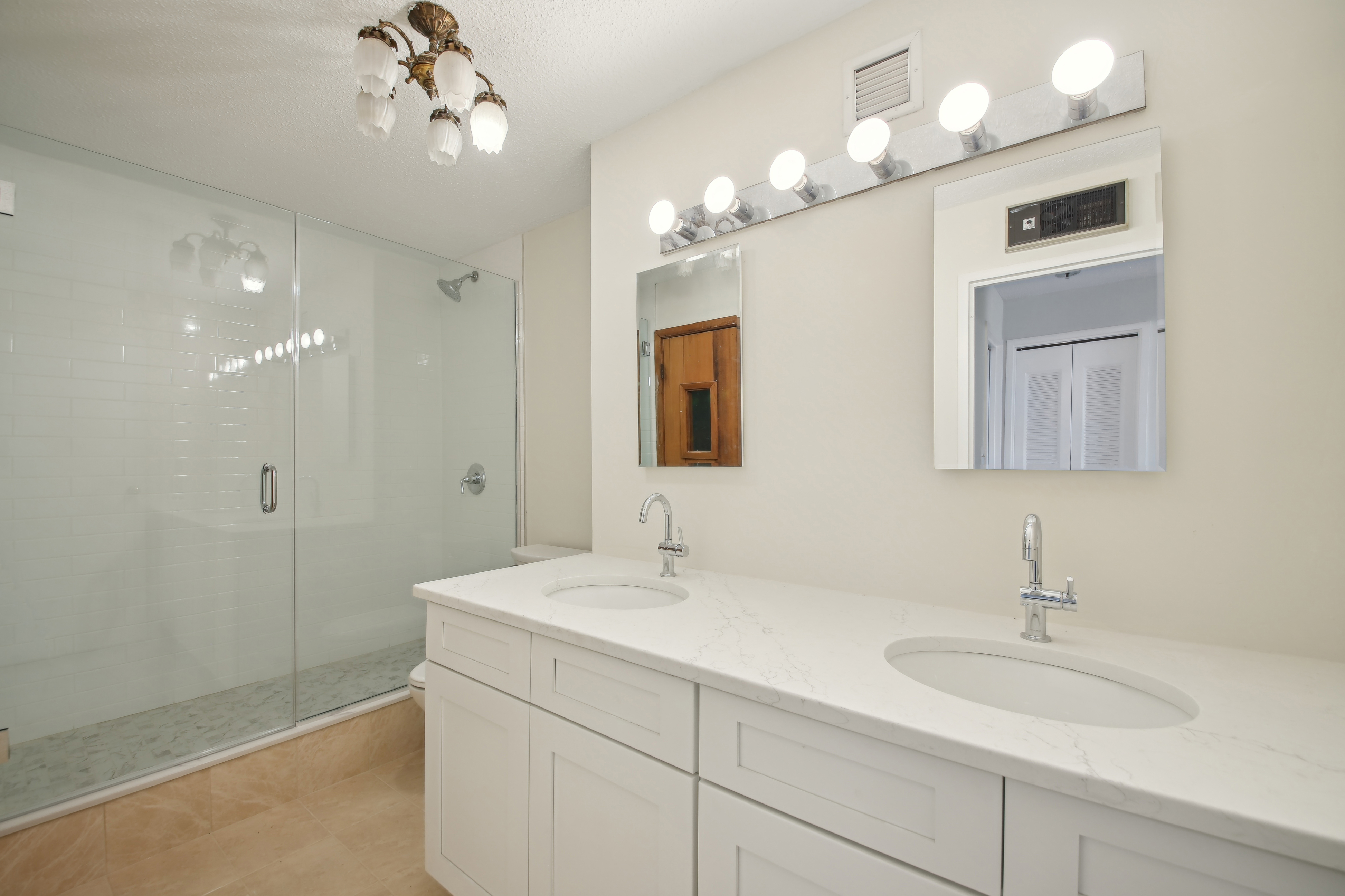2138 Harmon Cove Tower, unit 2138 