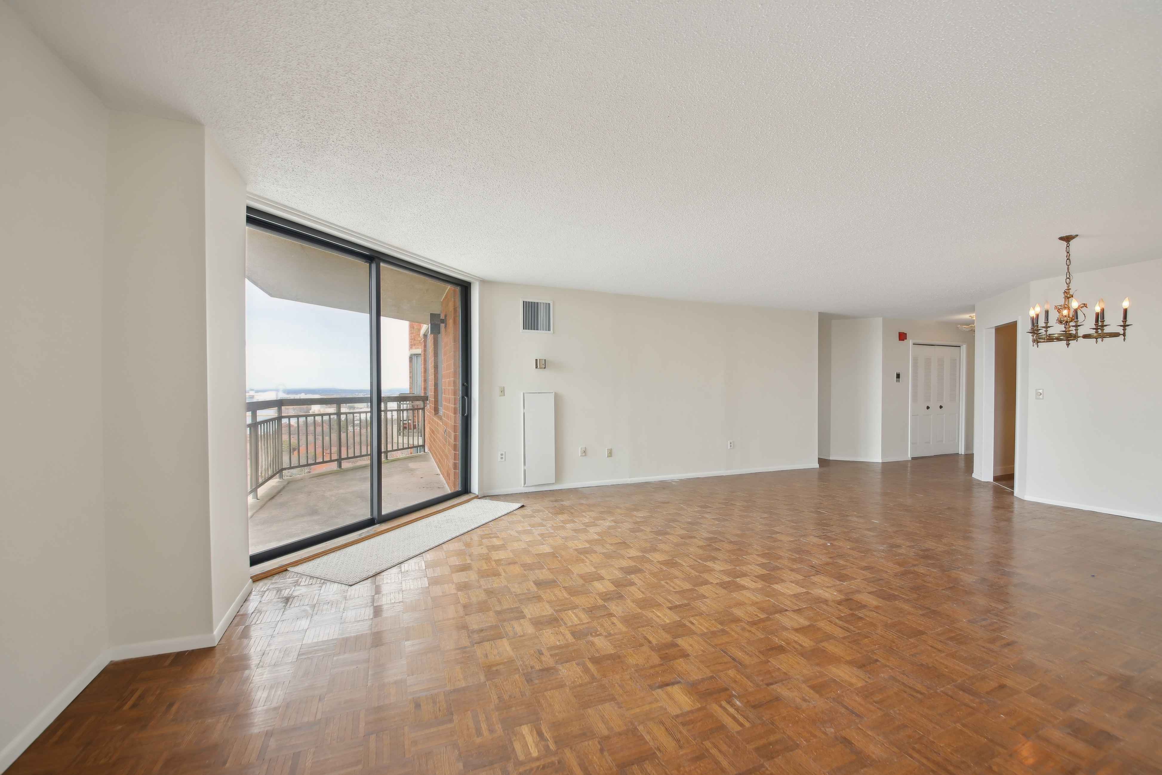 2138 Harmon Cove Tower, unit 2138 