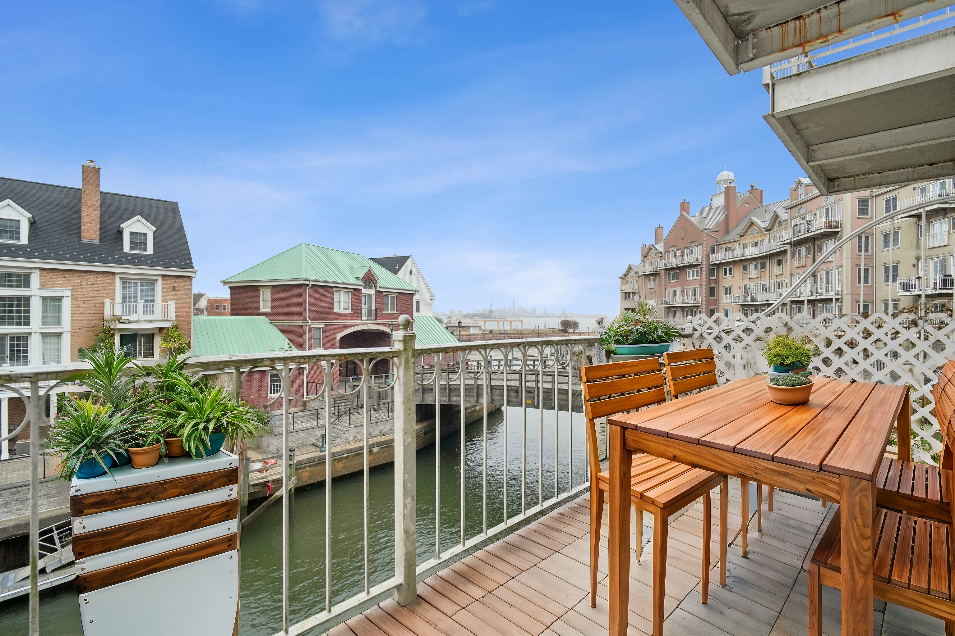 200 Shearwater Court West 22