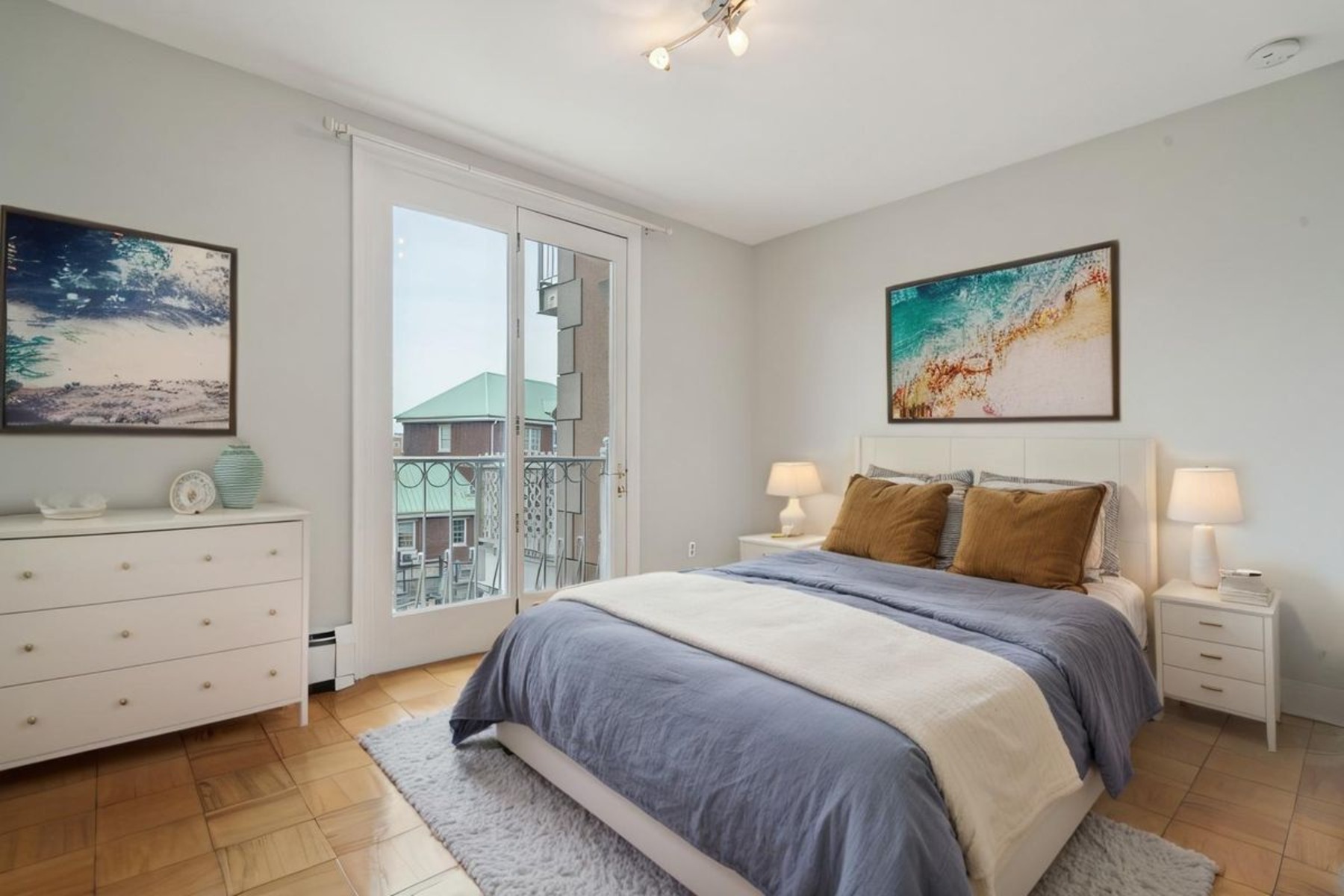 200 Shearwater Court West 22