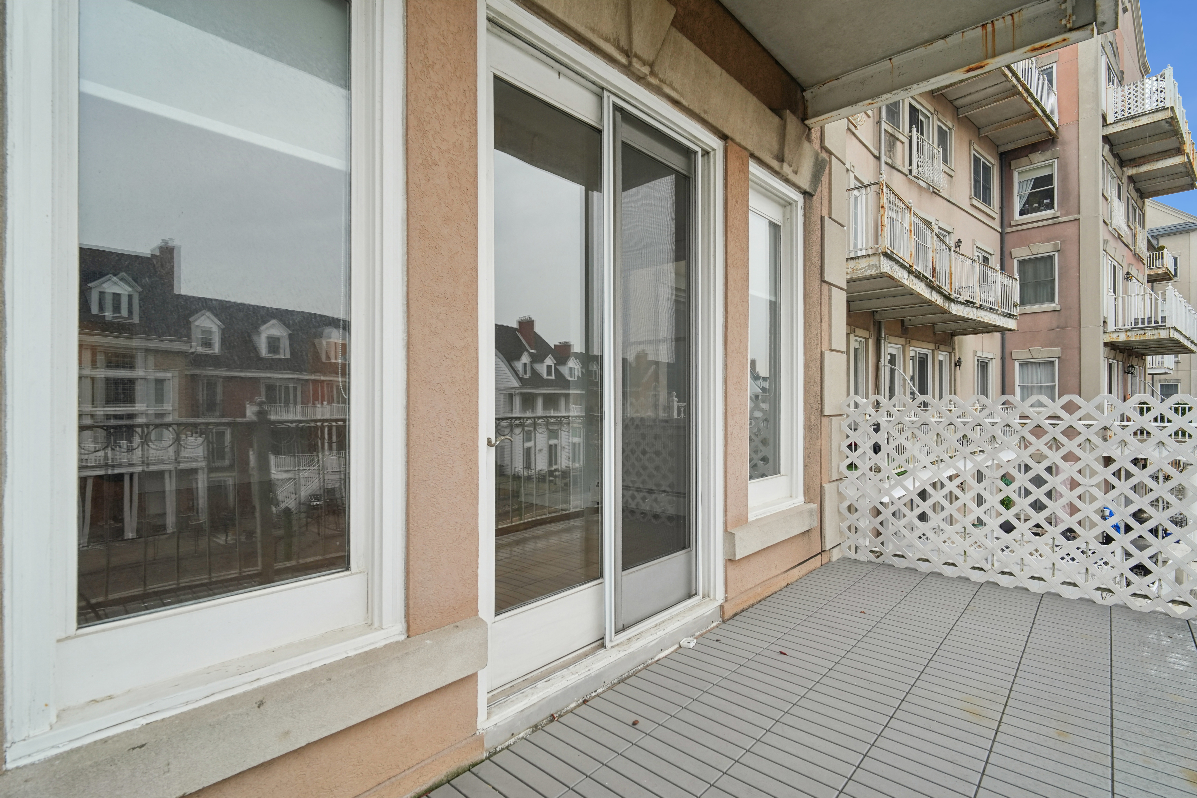 200 Shearwater Court West 22
