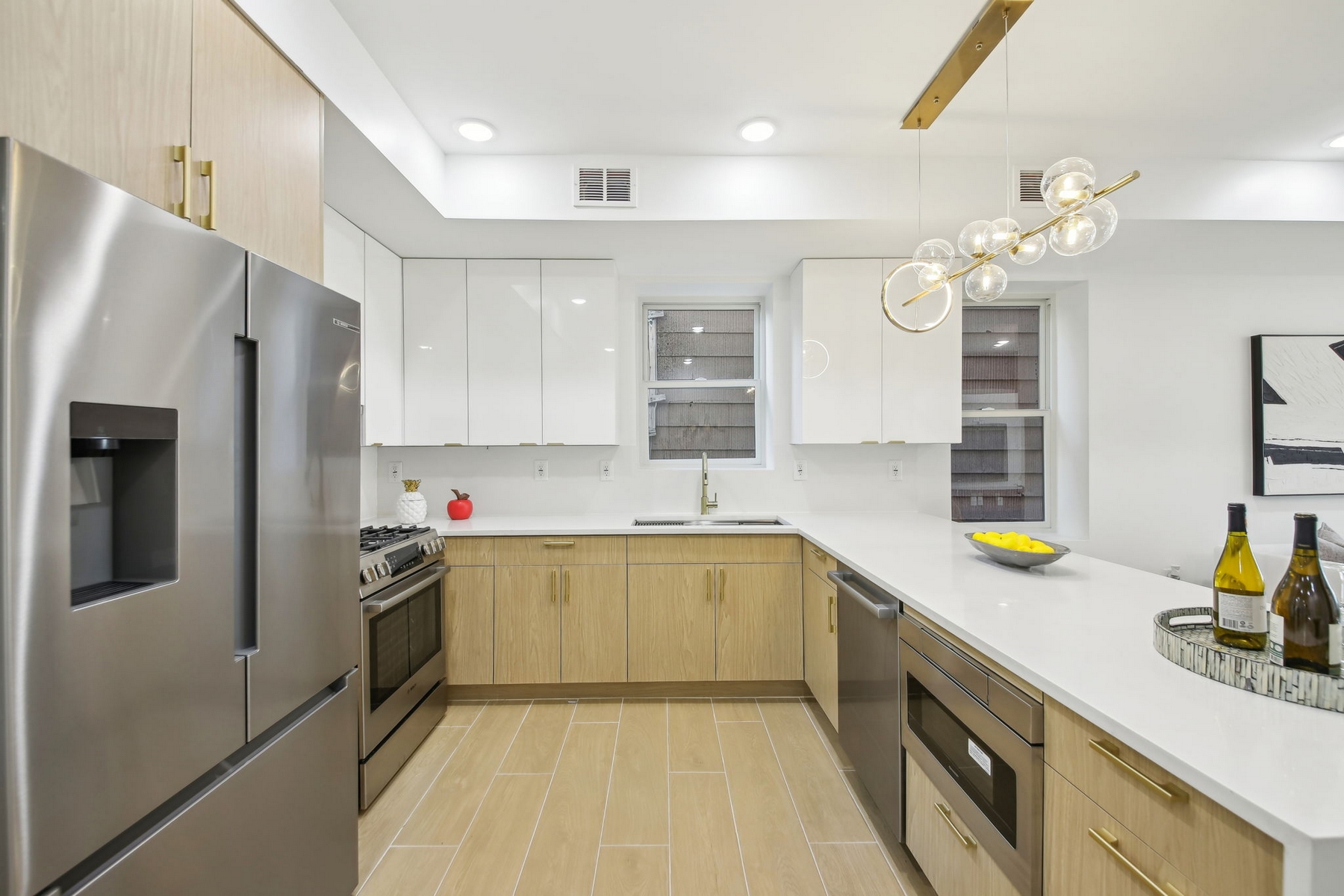 9 Pierce Ave Unit# 1