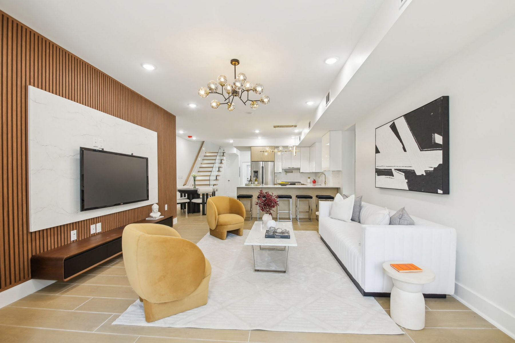 9 Pierce Ave Unit# 1