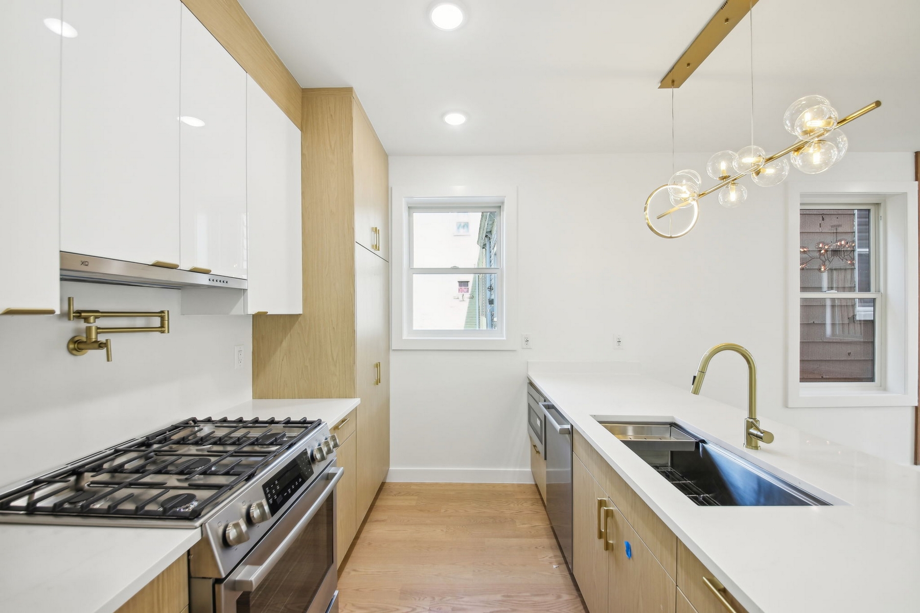 9 Pierce Ave Unit# 2