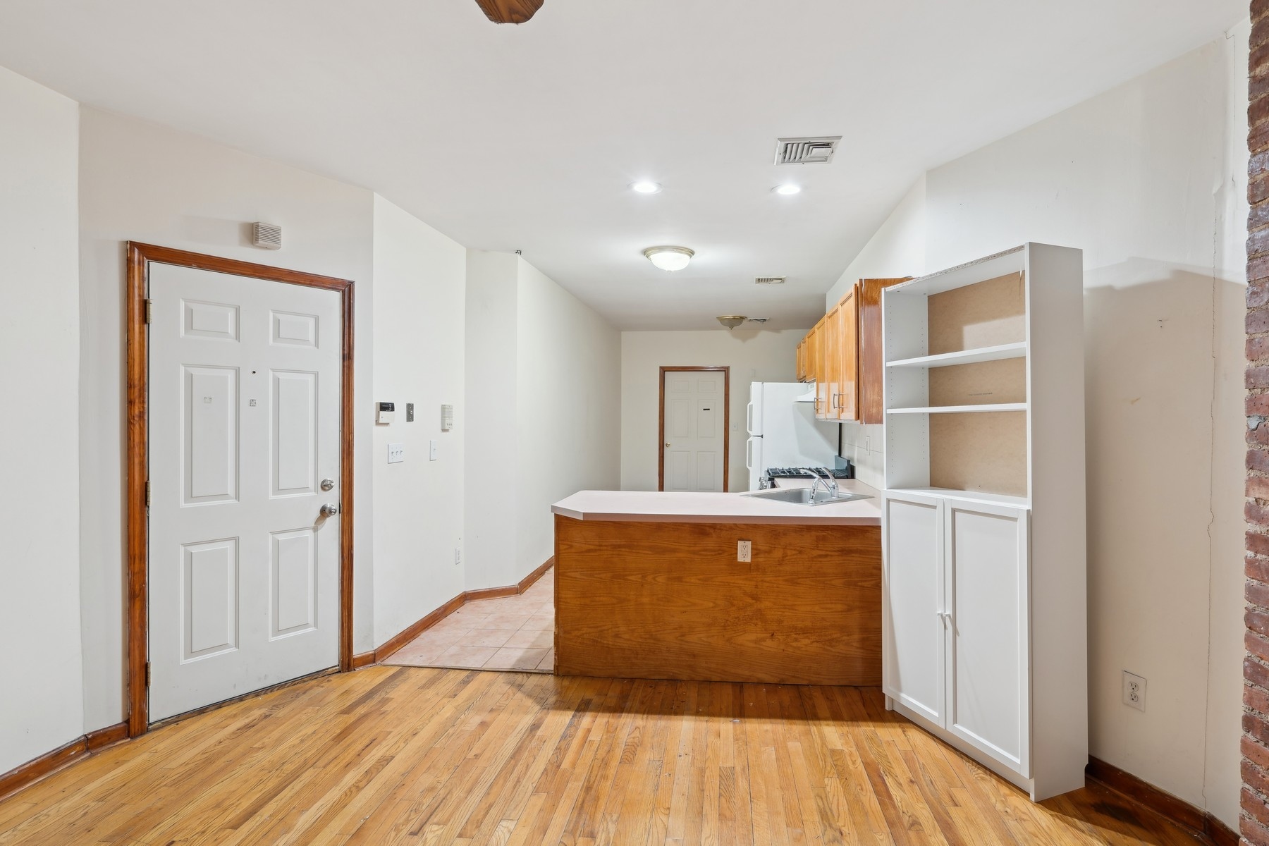 378 Baldwin Avenue, #1L 