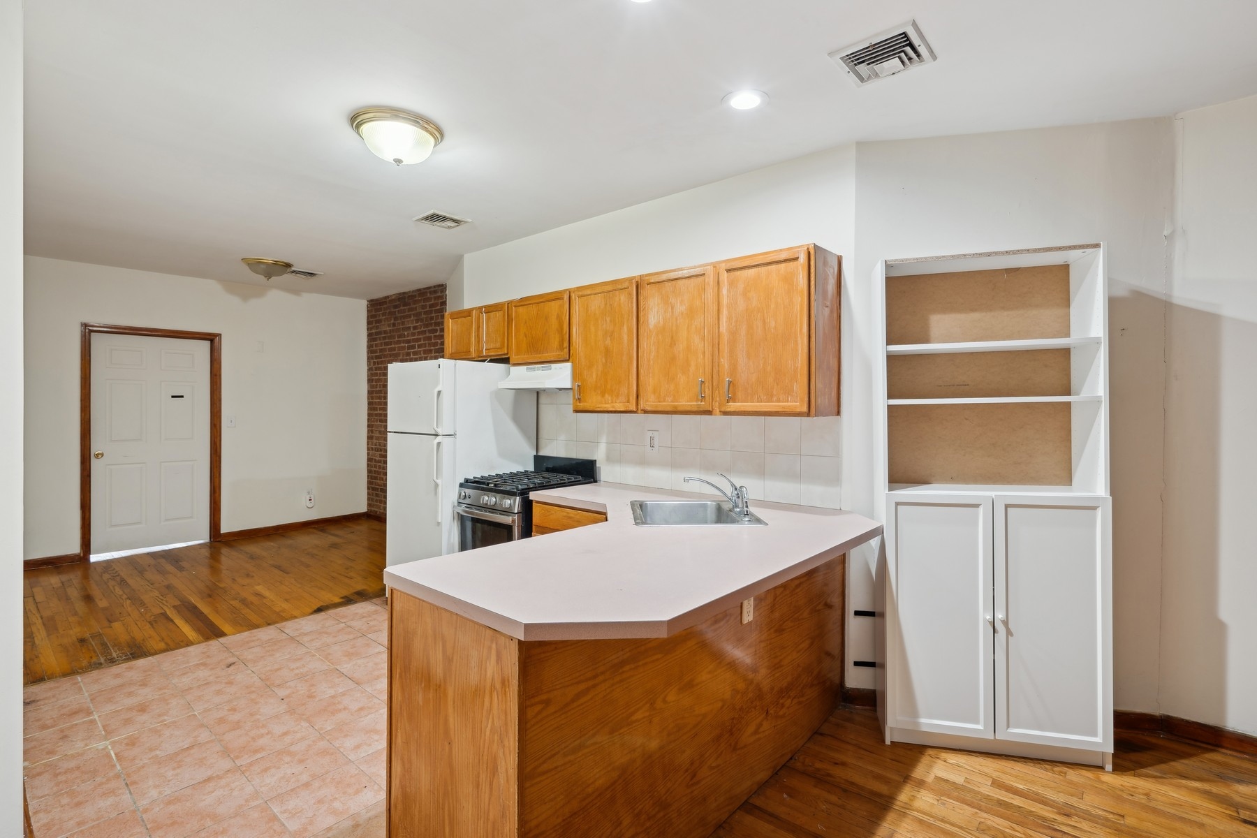 378 Baldwin Avenue, #1L 