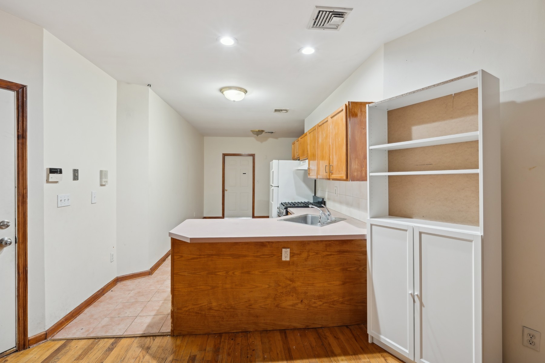 378 Baldwin Avenue, #1L 