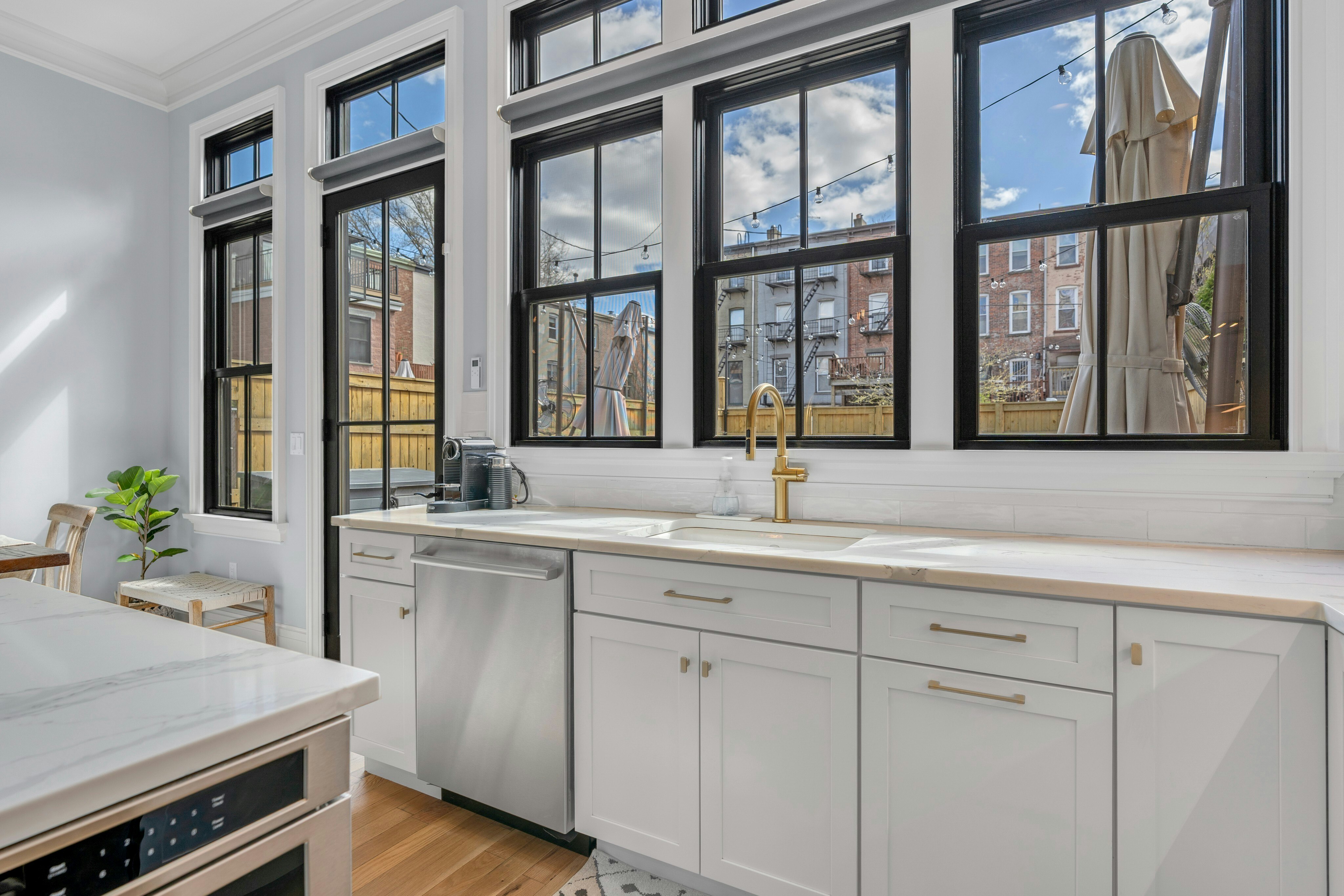 297 9th Street 