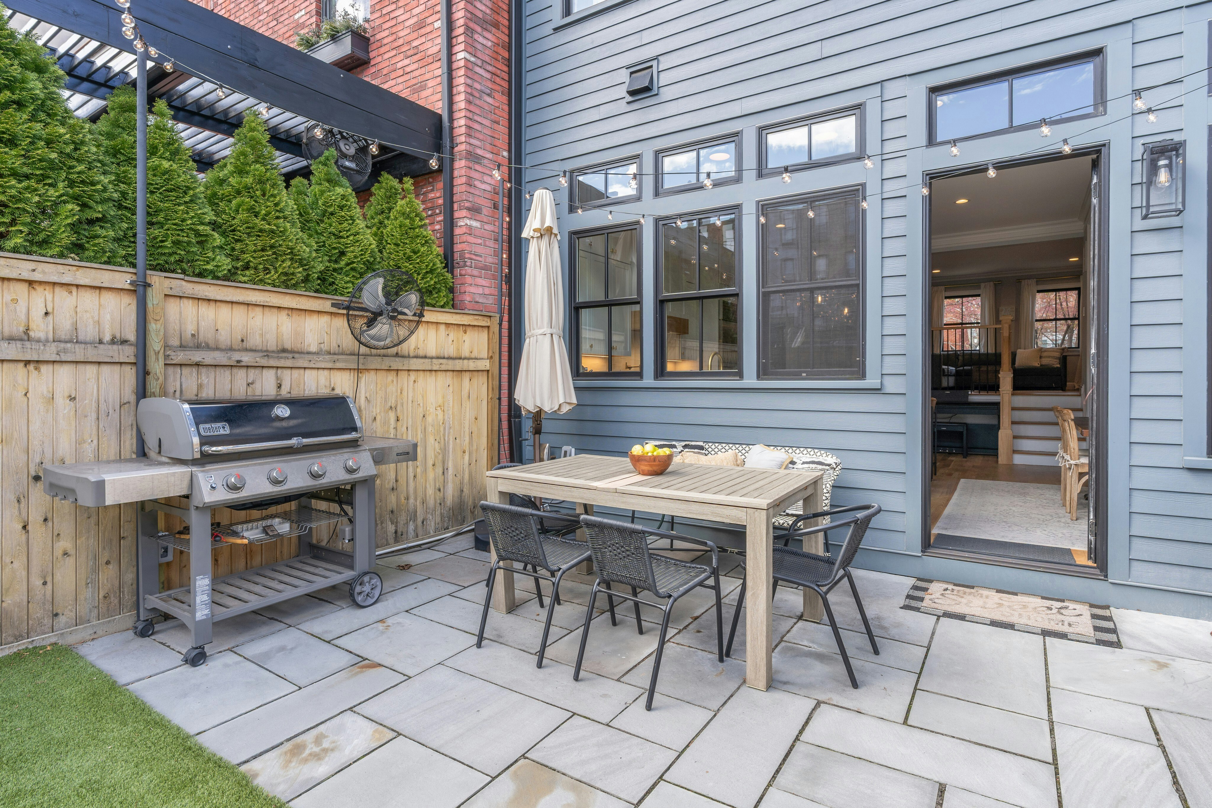 297 9th Street 