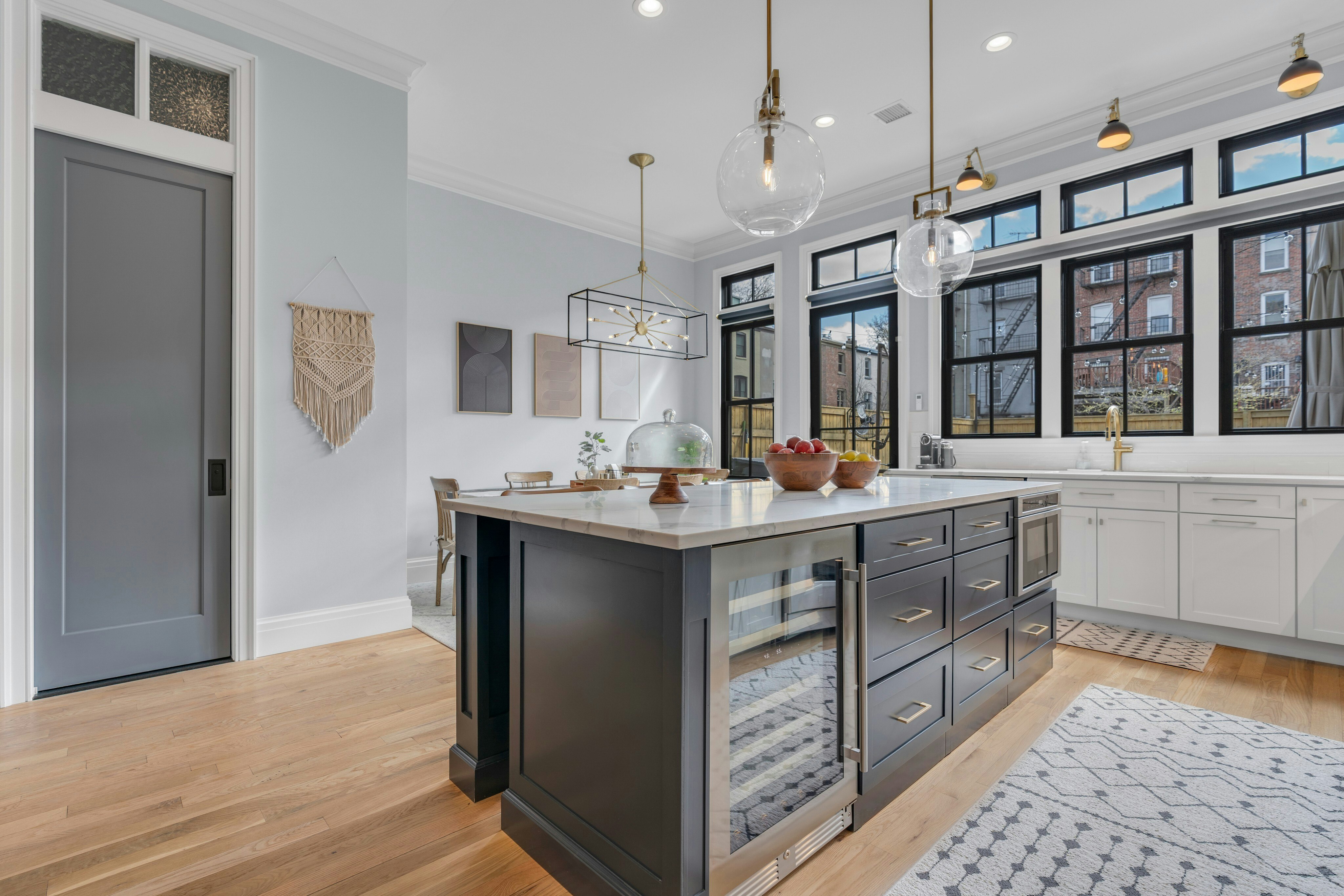 297 9th Street 