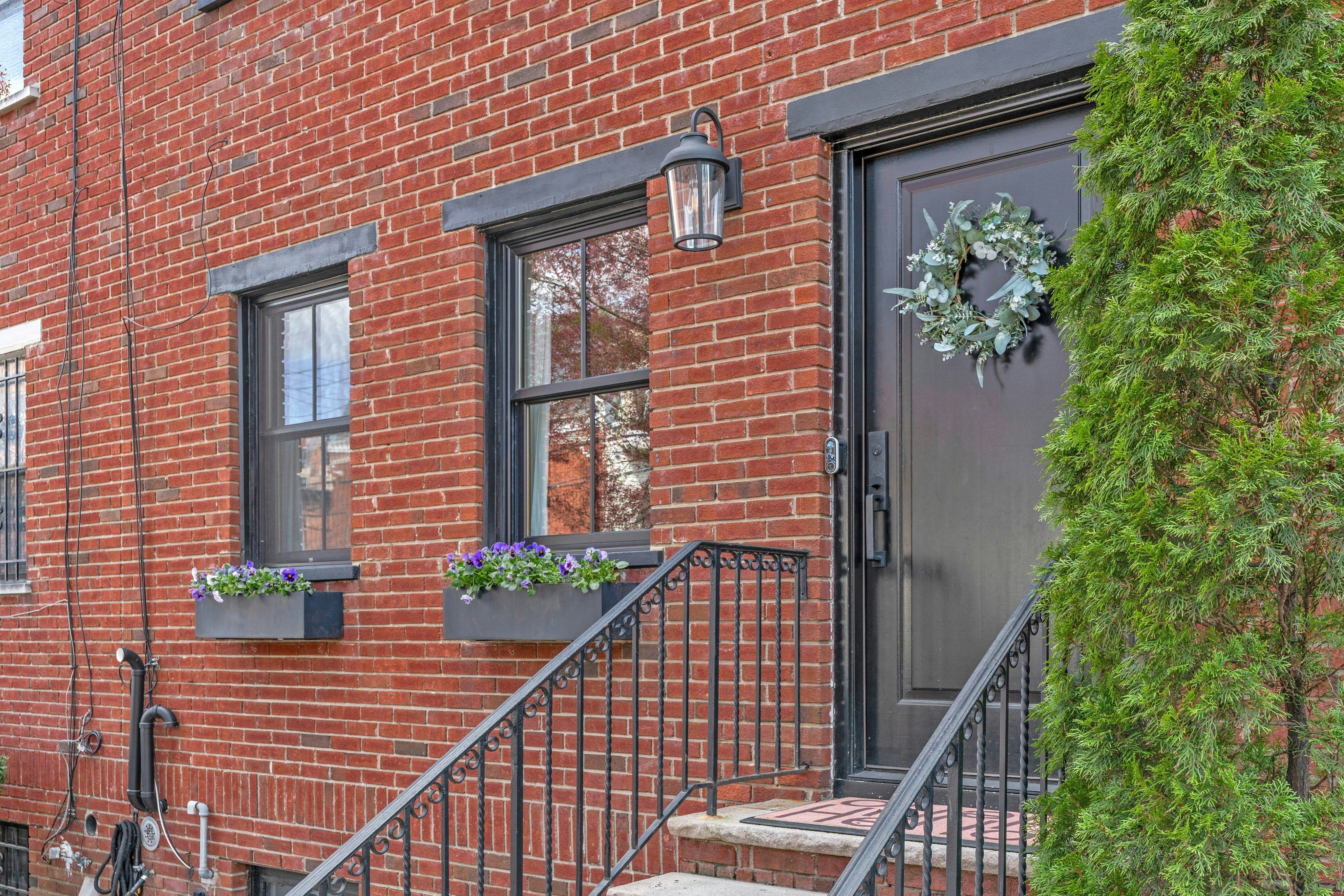 297 9th Street 