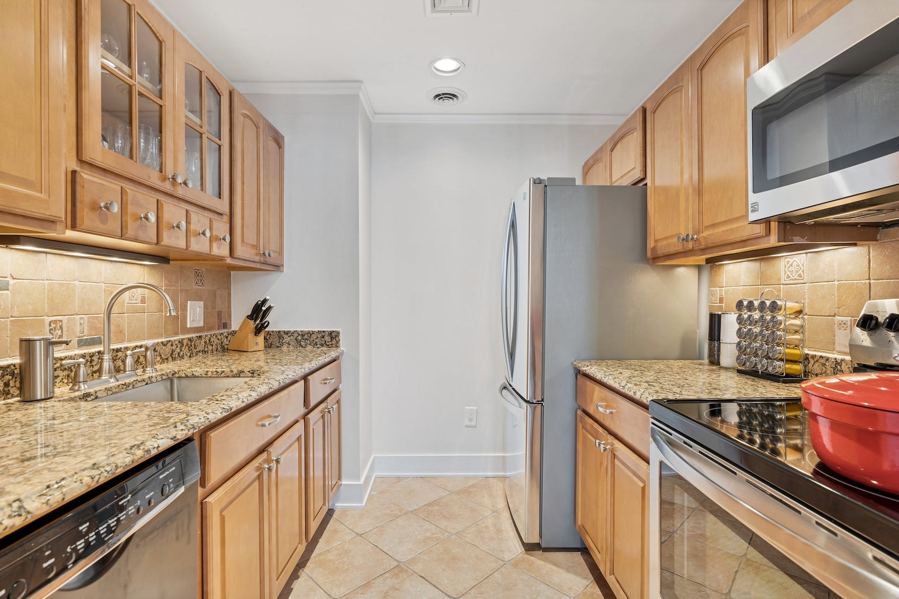 201 Shearwater Ct West Unit# 32