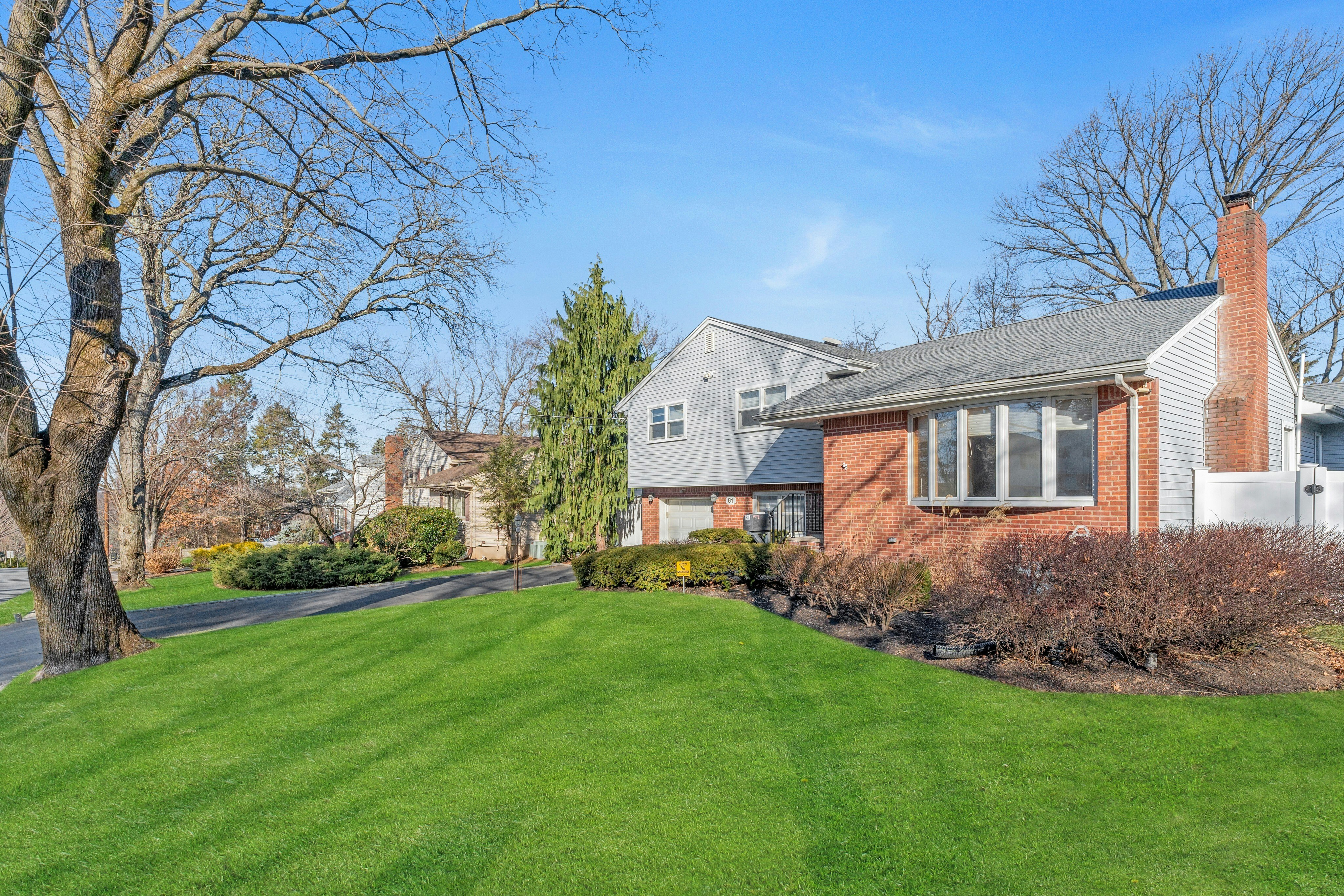 81 Hemlock Drive 