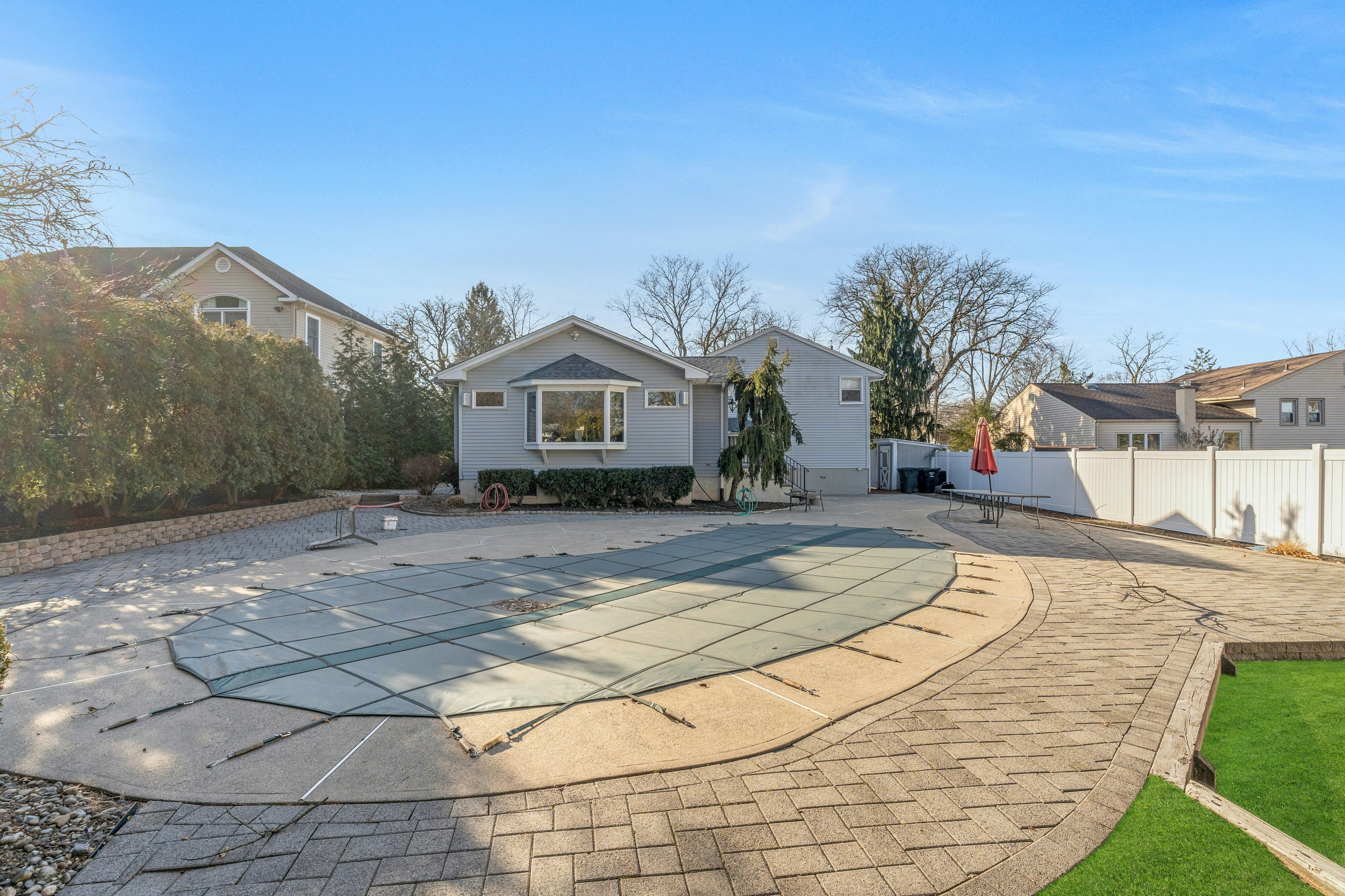 81 Hemlock Drive 