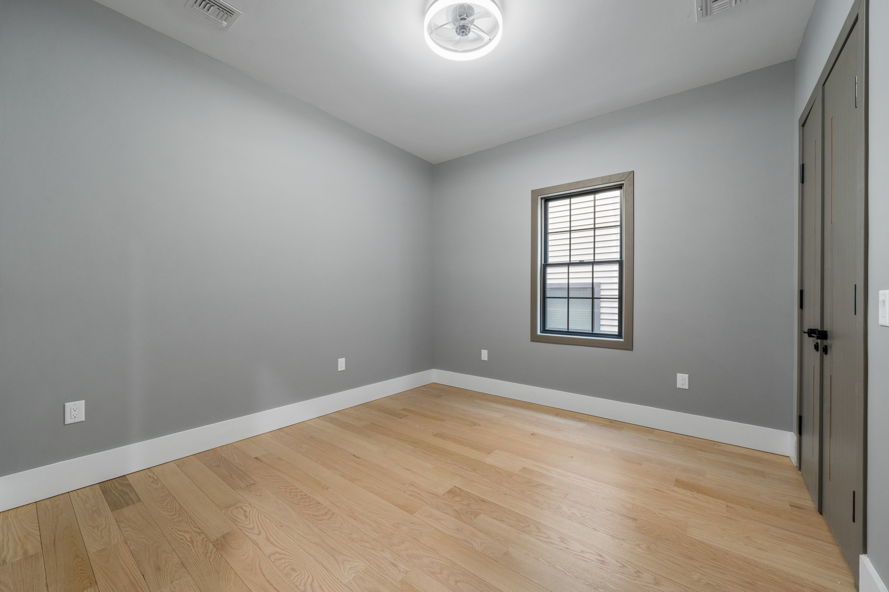 24 Romaine Avenue, unit C3 