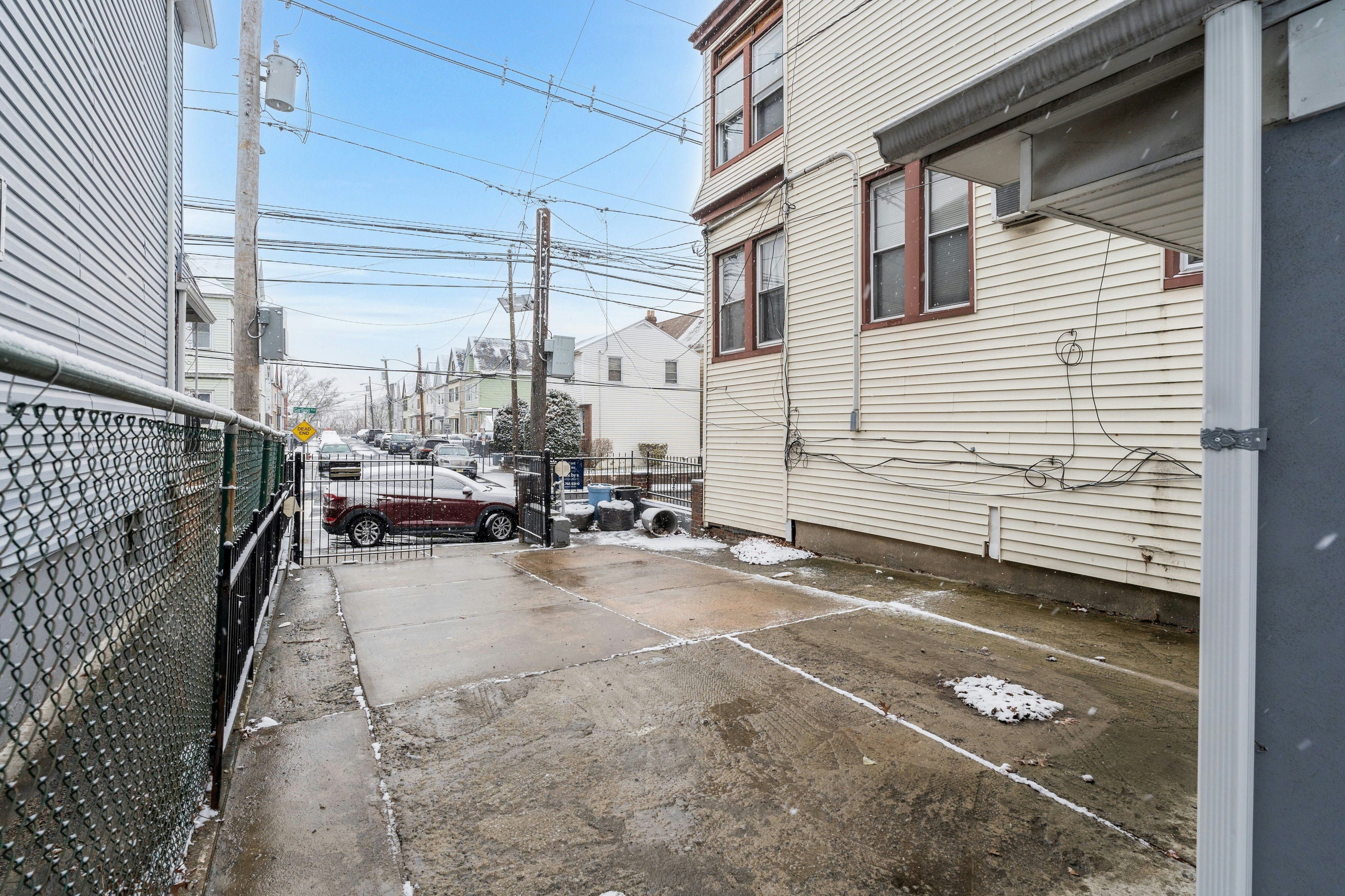 589 Garfield Avenue 