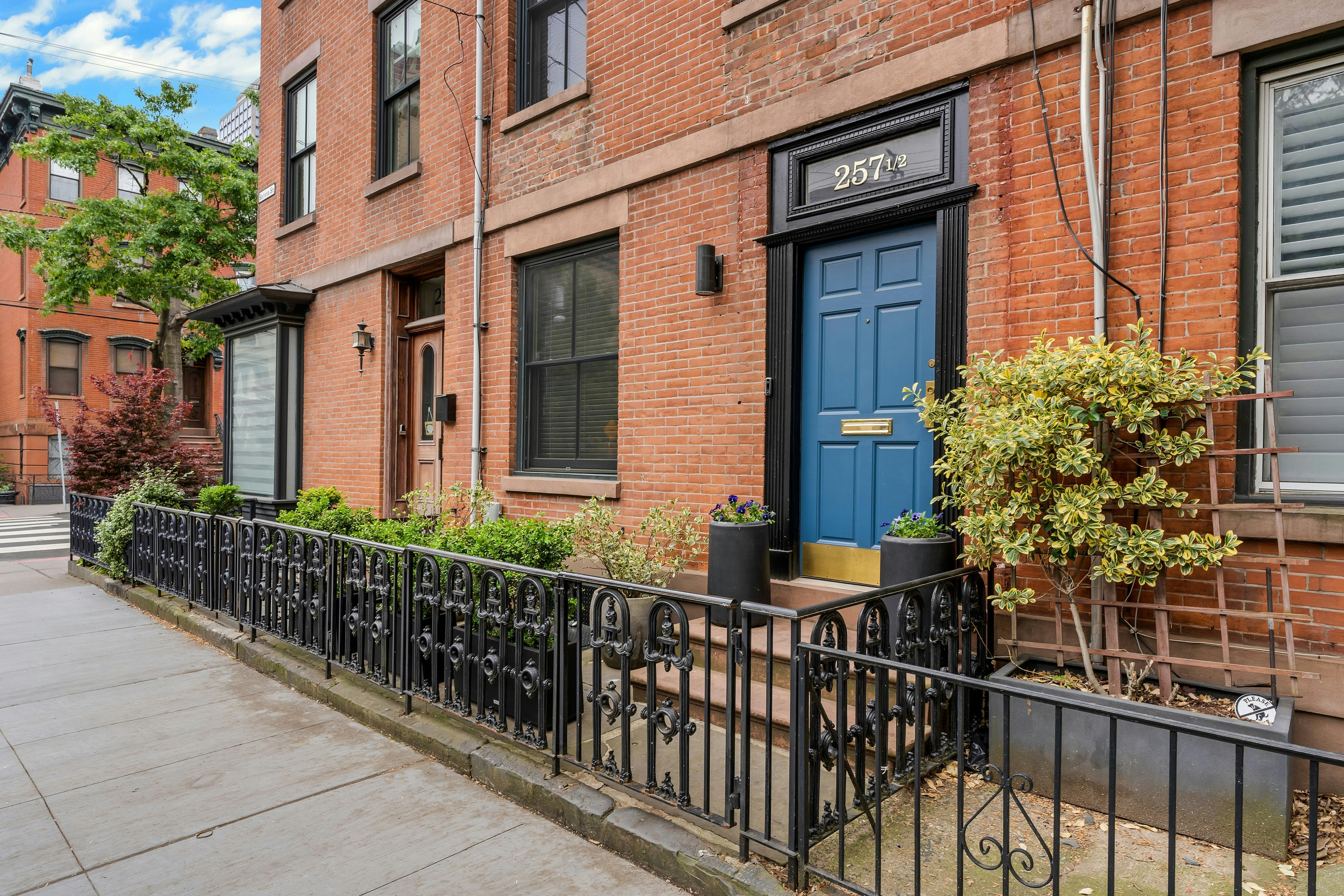 257.5 2nd Street 
