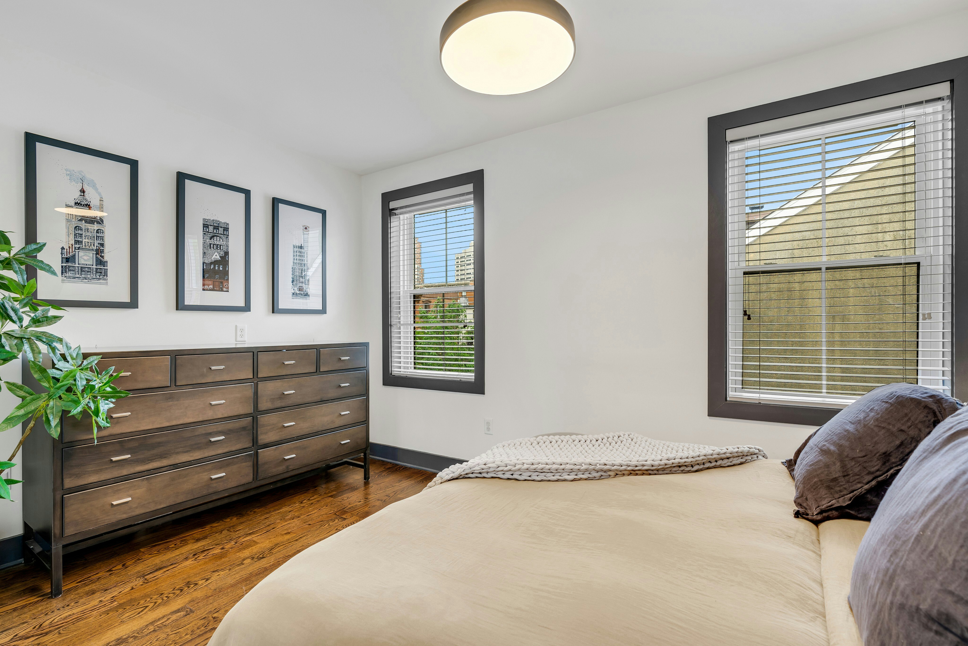 257.5 2nd Street 