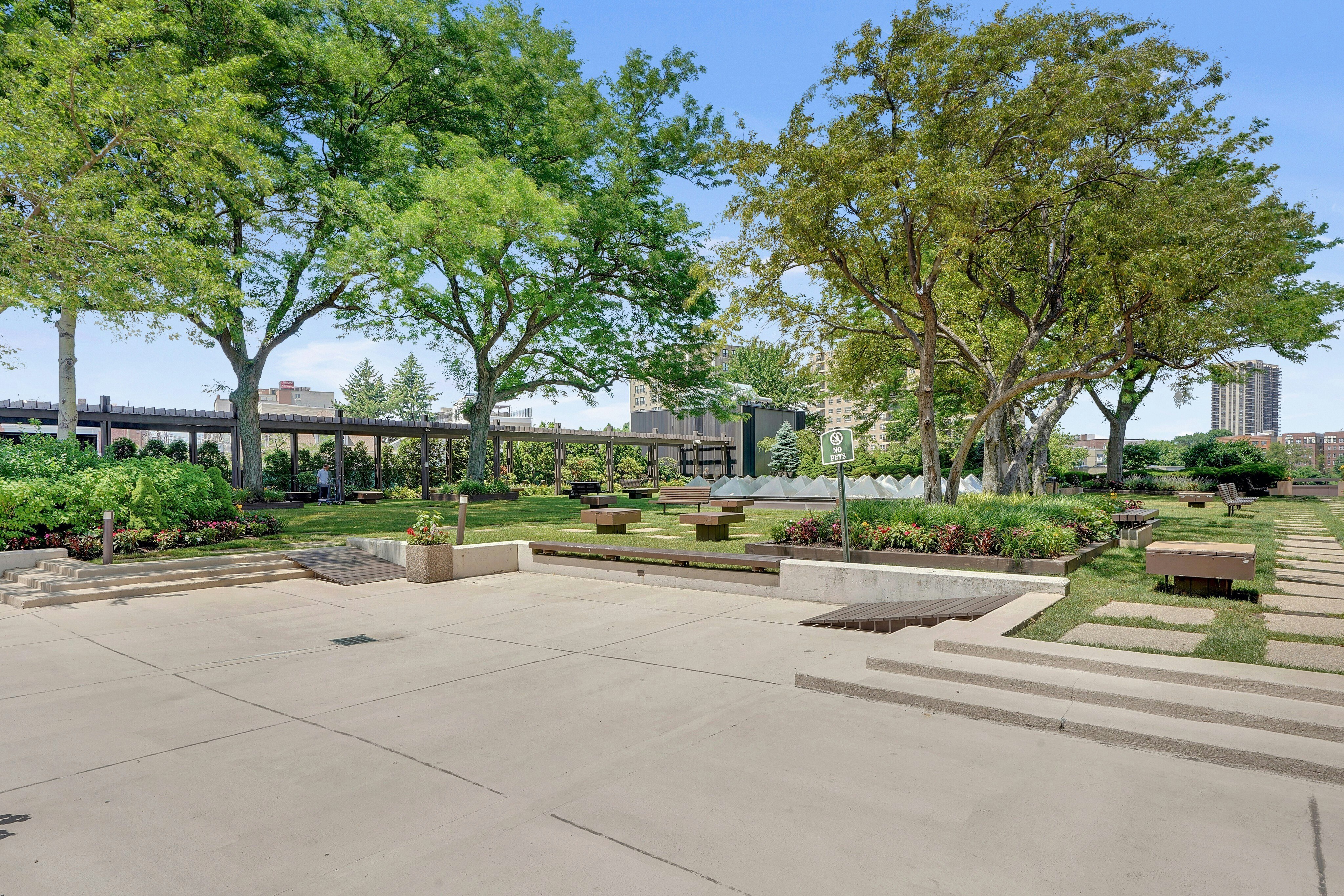 7002 JFK Boulevard East 19A