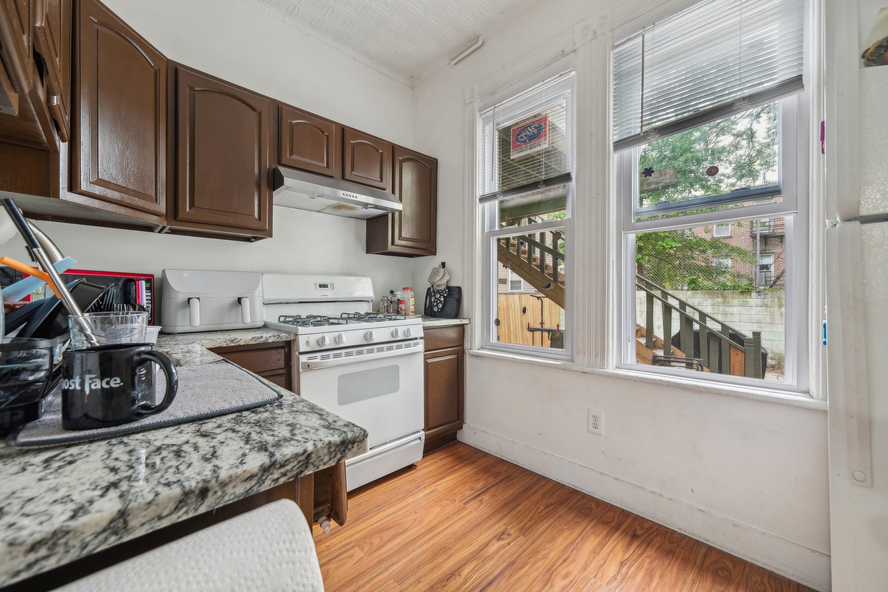 415 6th Street 