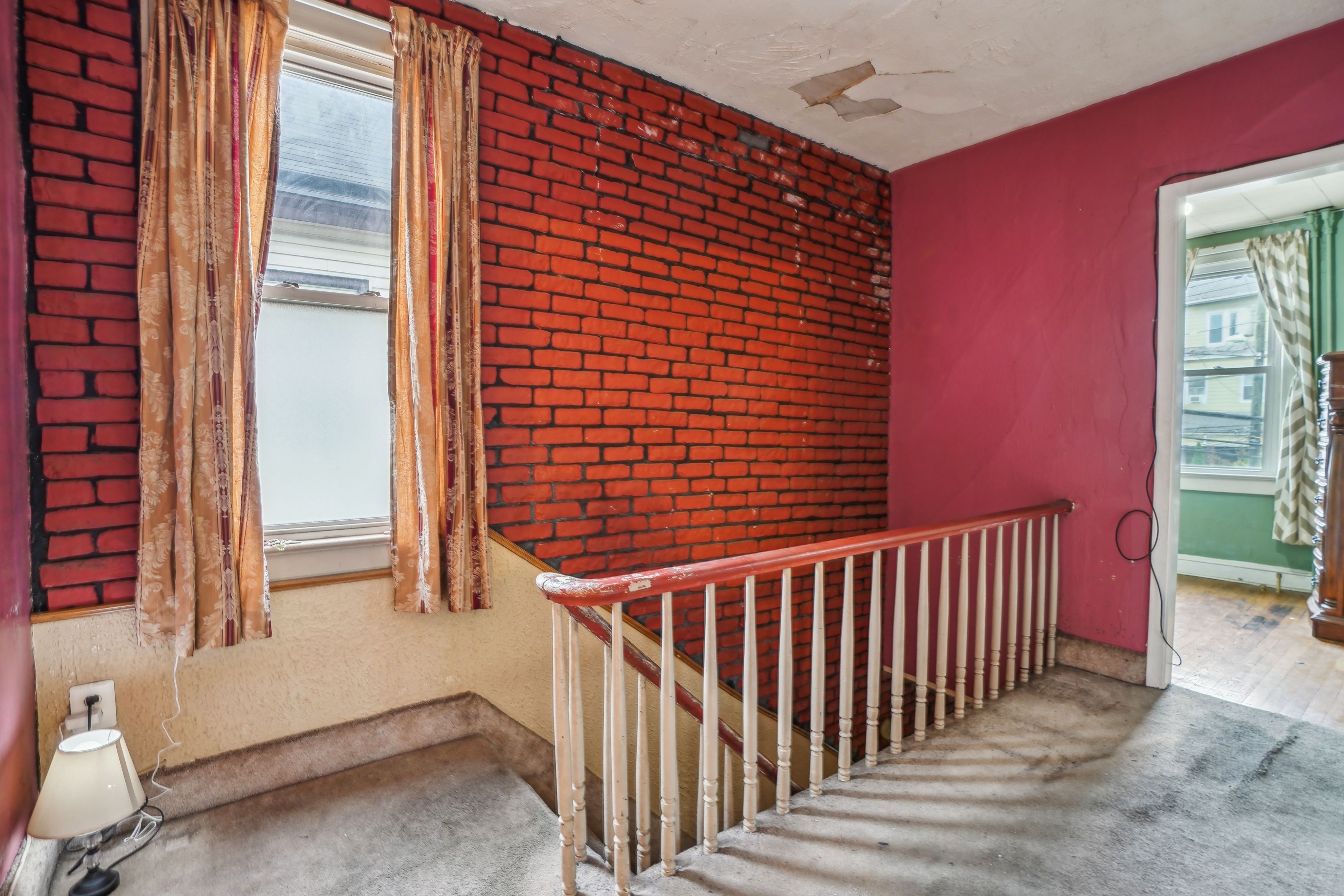 442 Avenue E 