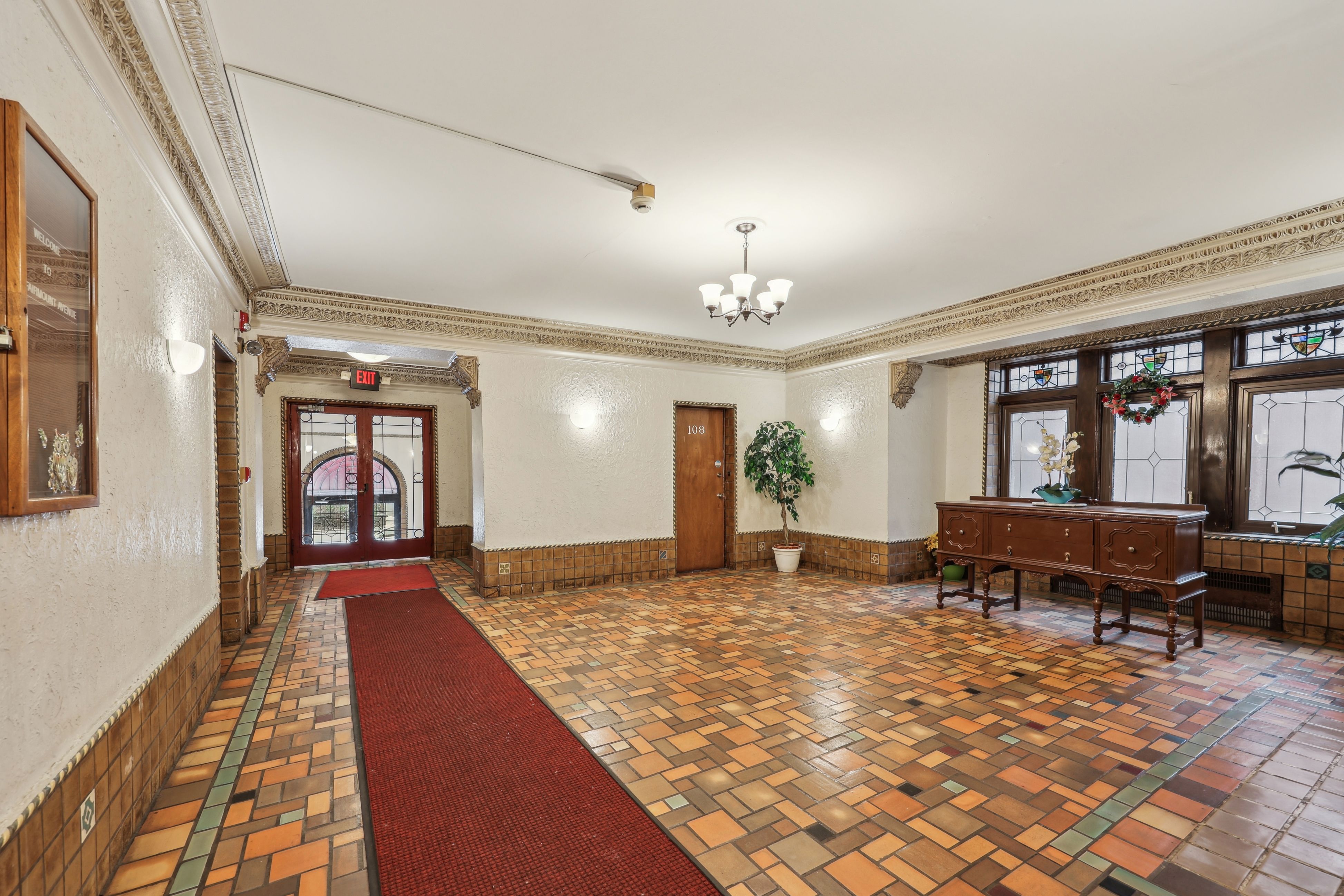 340 Fairmount Avenue, unit 309 