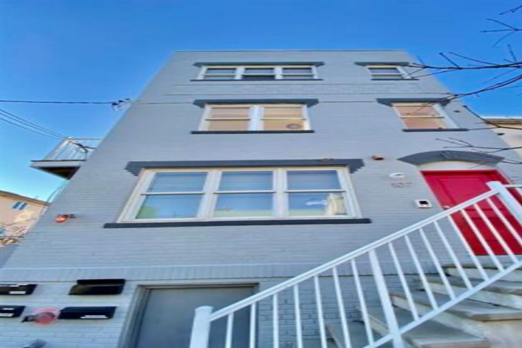 107 Laidlaw Ave Unit# 2