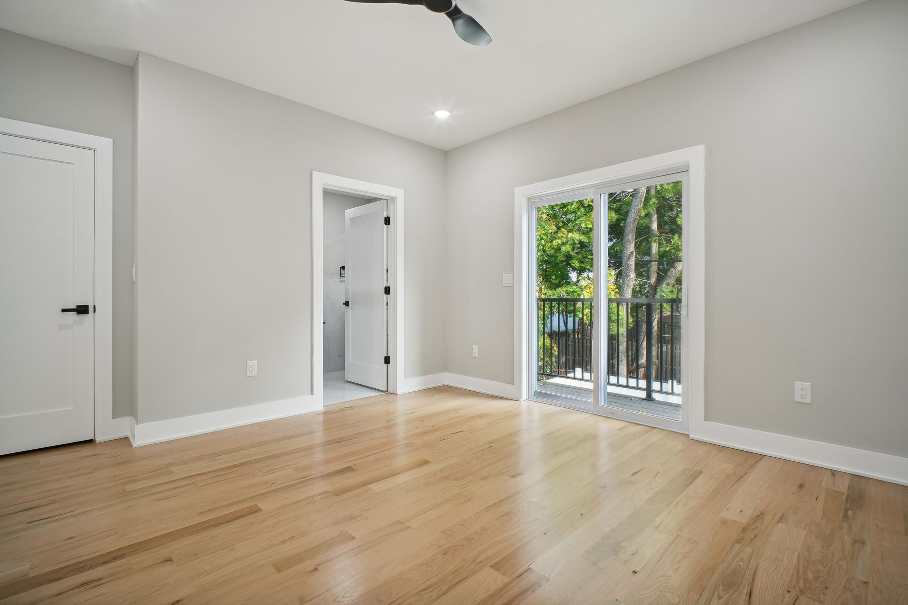 598 Bramhall Avenue, #1 