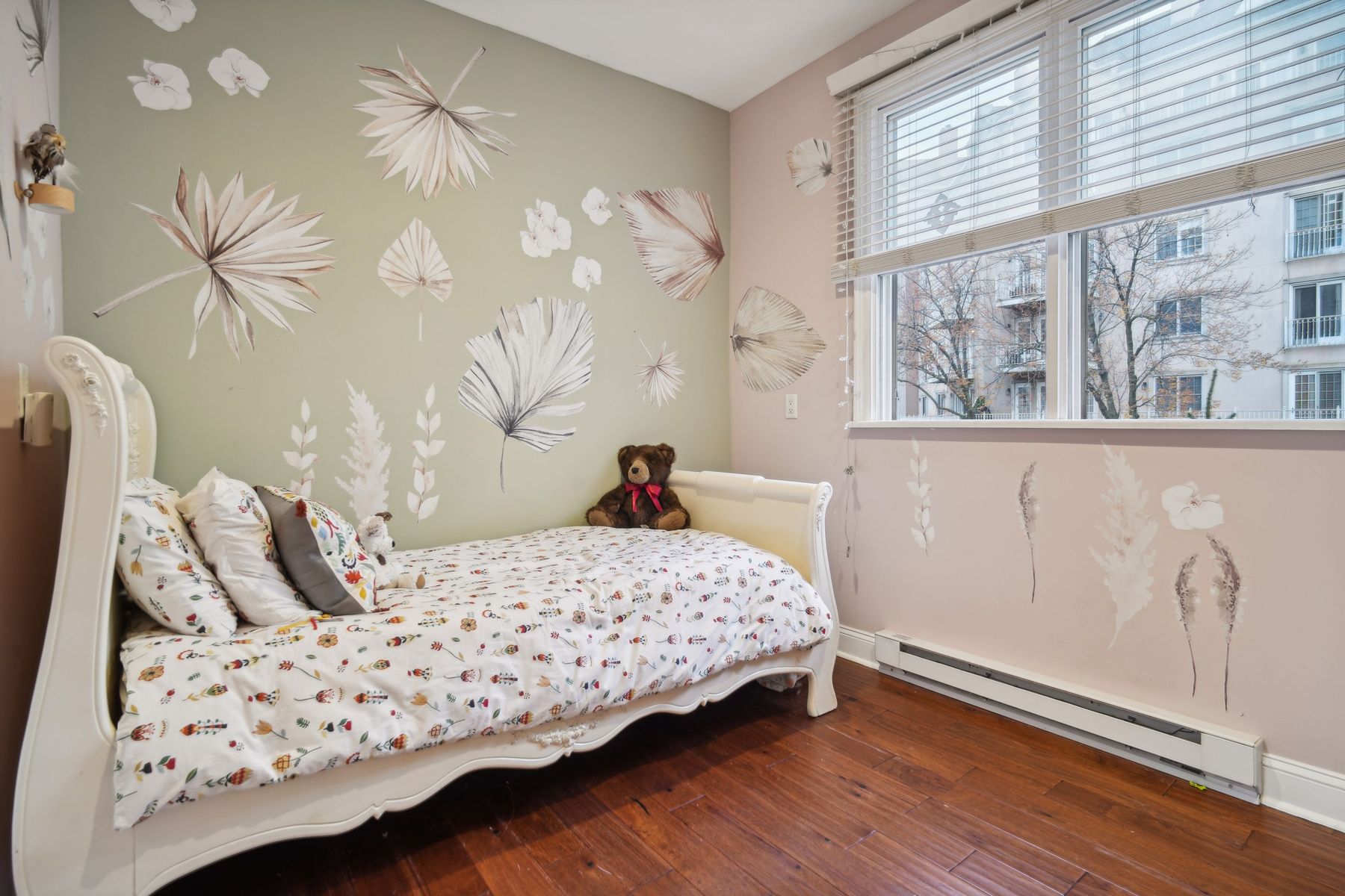111 Shearwater Ct East Unit# 21