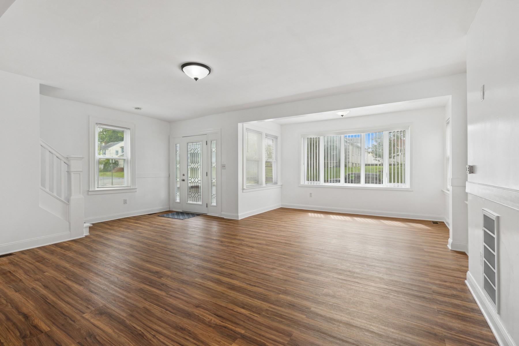 1048 Falls Terrace 