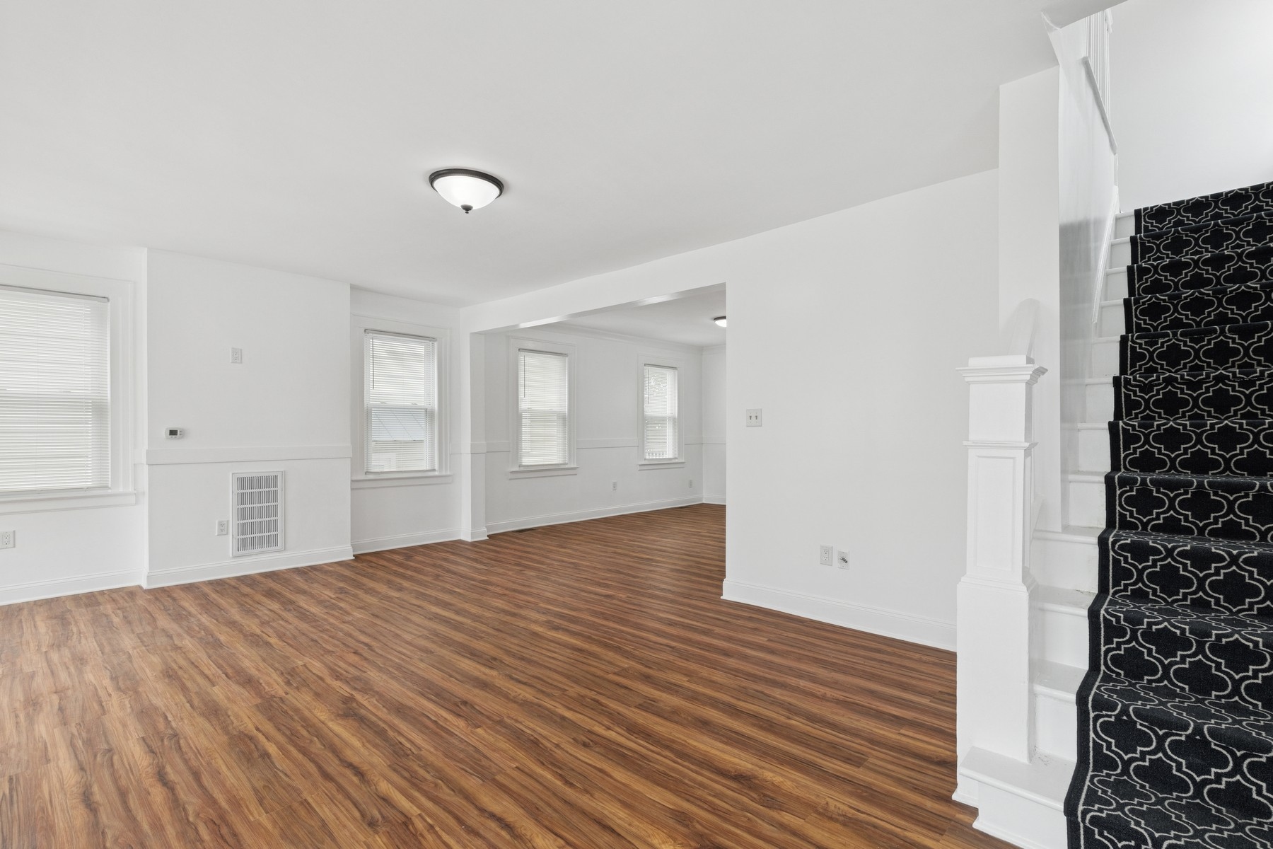 1048 Falls Terrace 