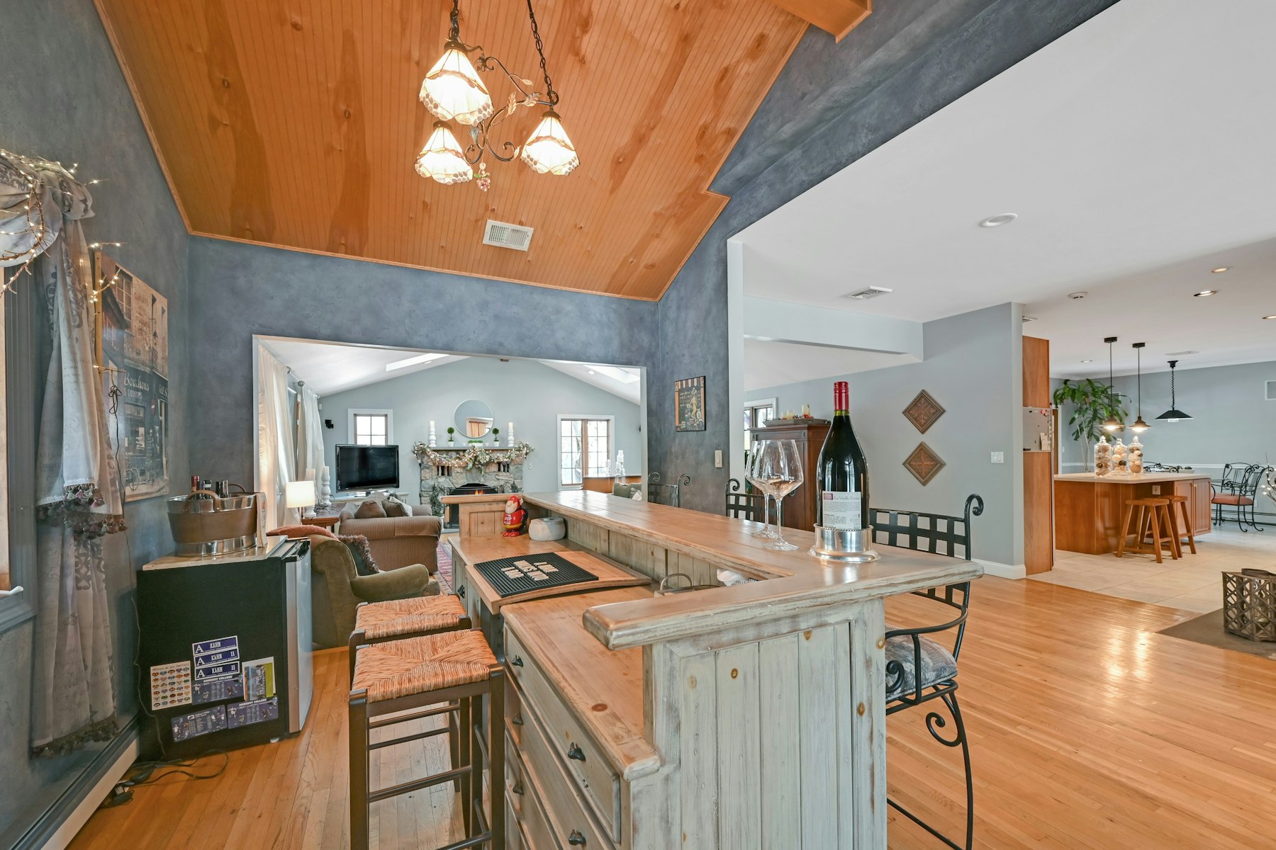 9 Ripplewood Drive 