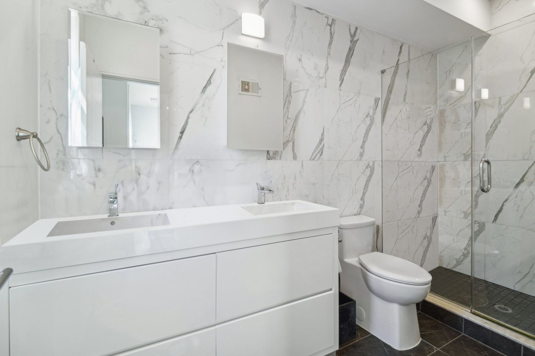 13 Graham St Unit# 2