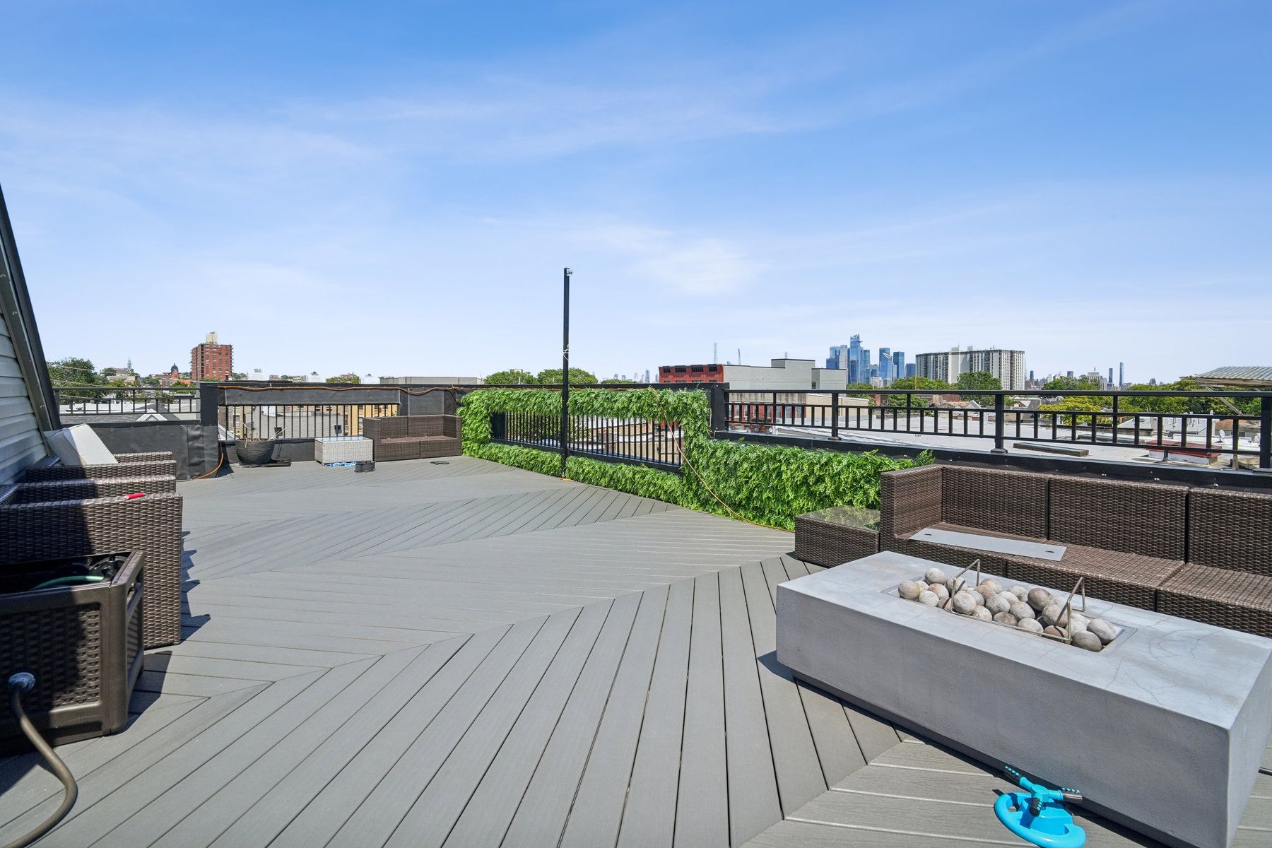 13 Graham St Unit# 2