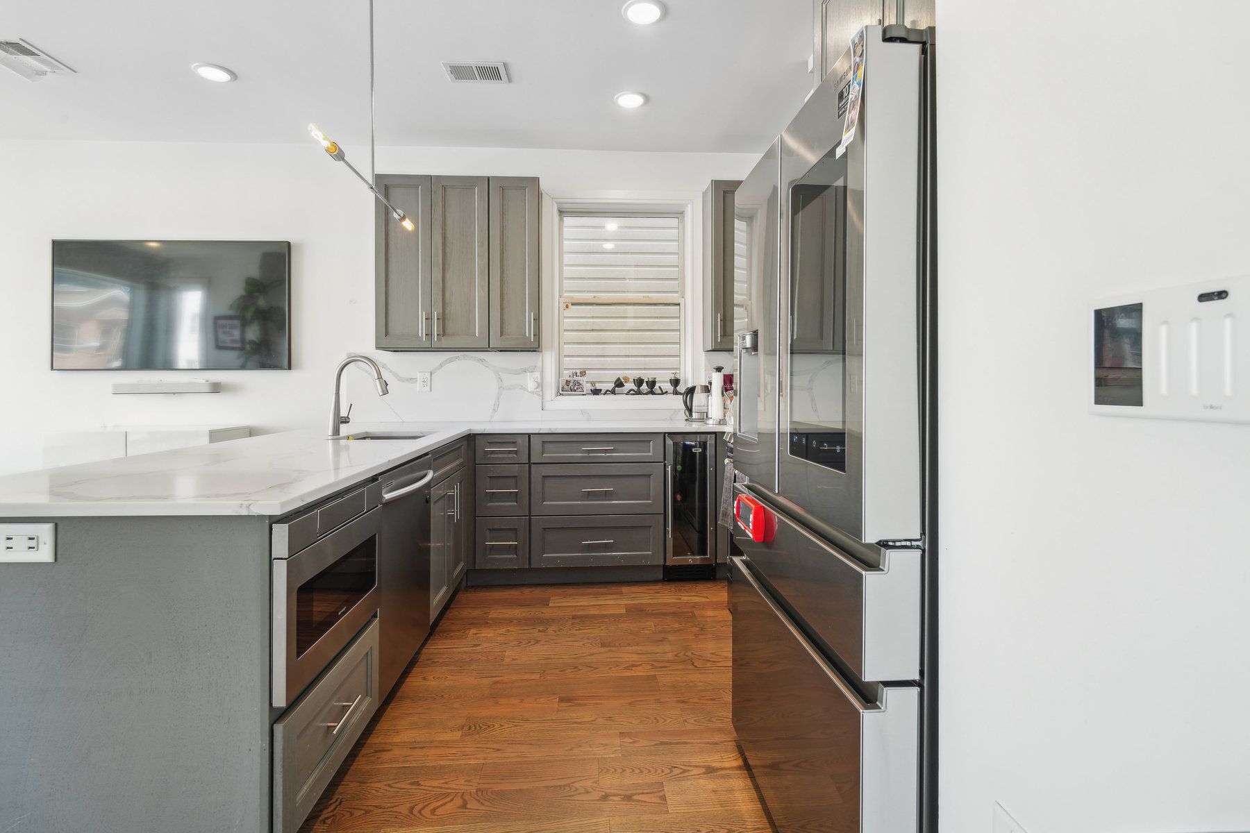 13 Graham St Unit# 2